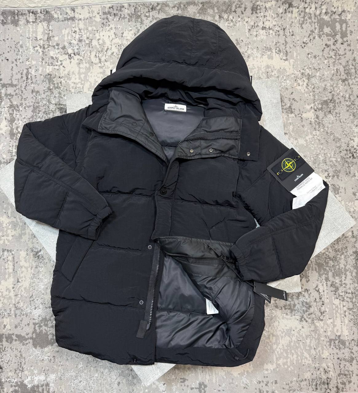 Stone island puffer Jacket Black image 0