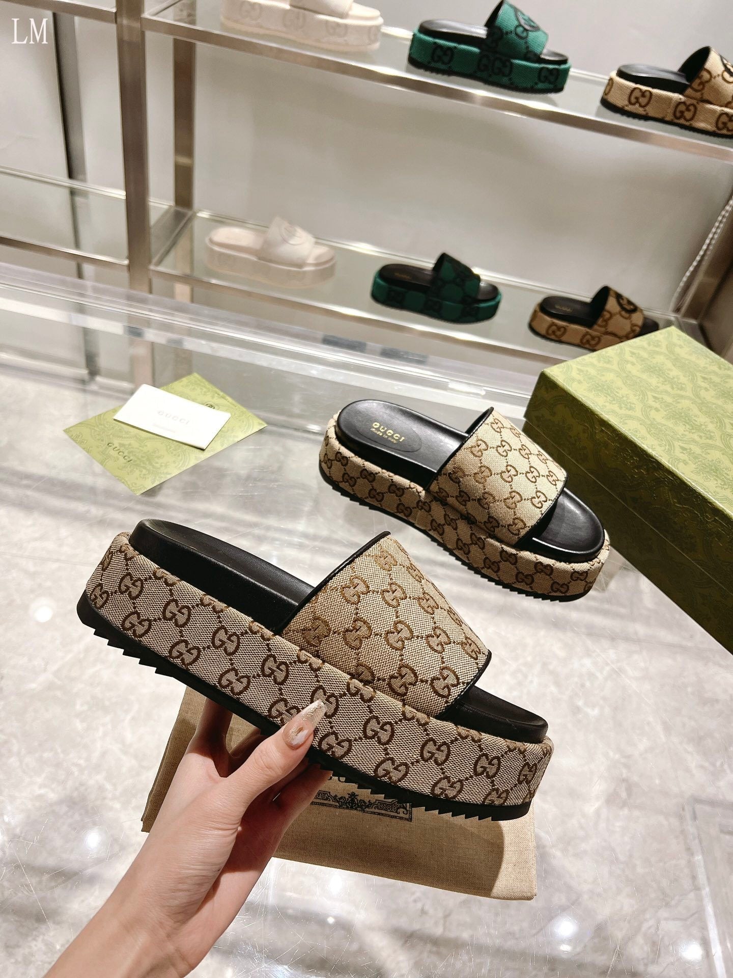 GUCCl PLATFORM image 5