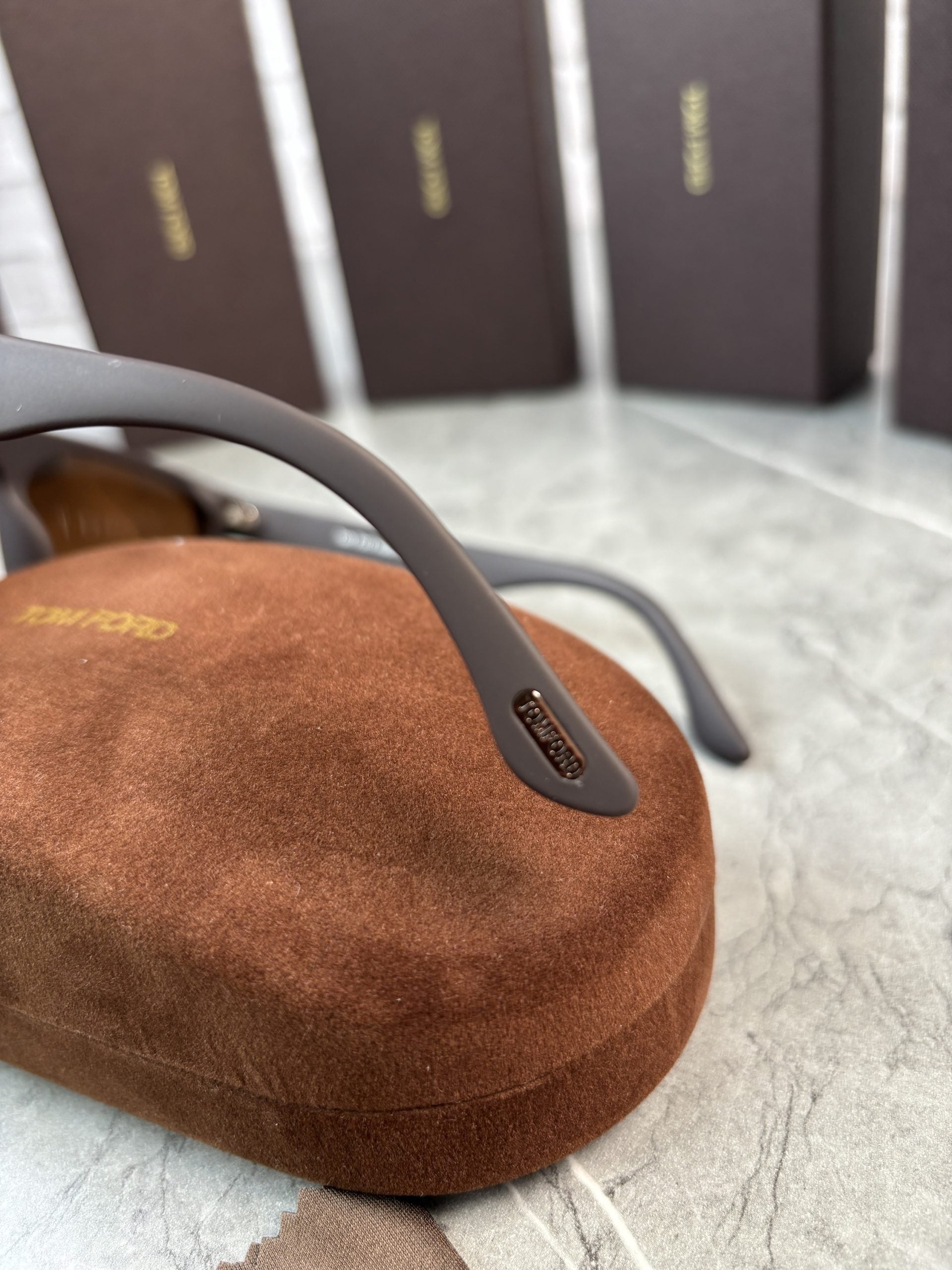 FORD BROWN GLASSES image 2