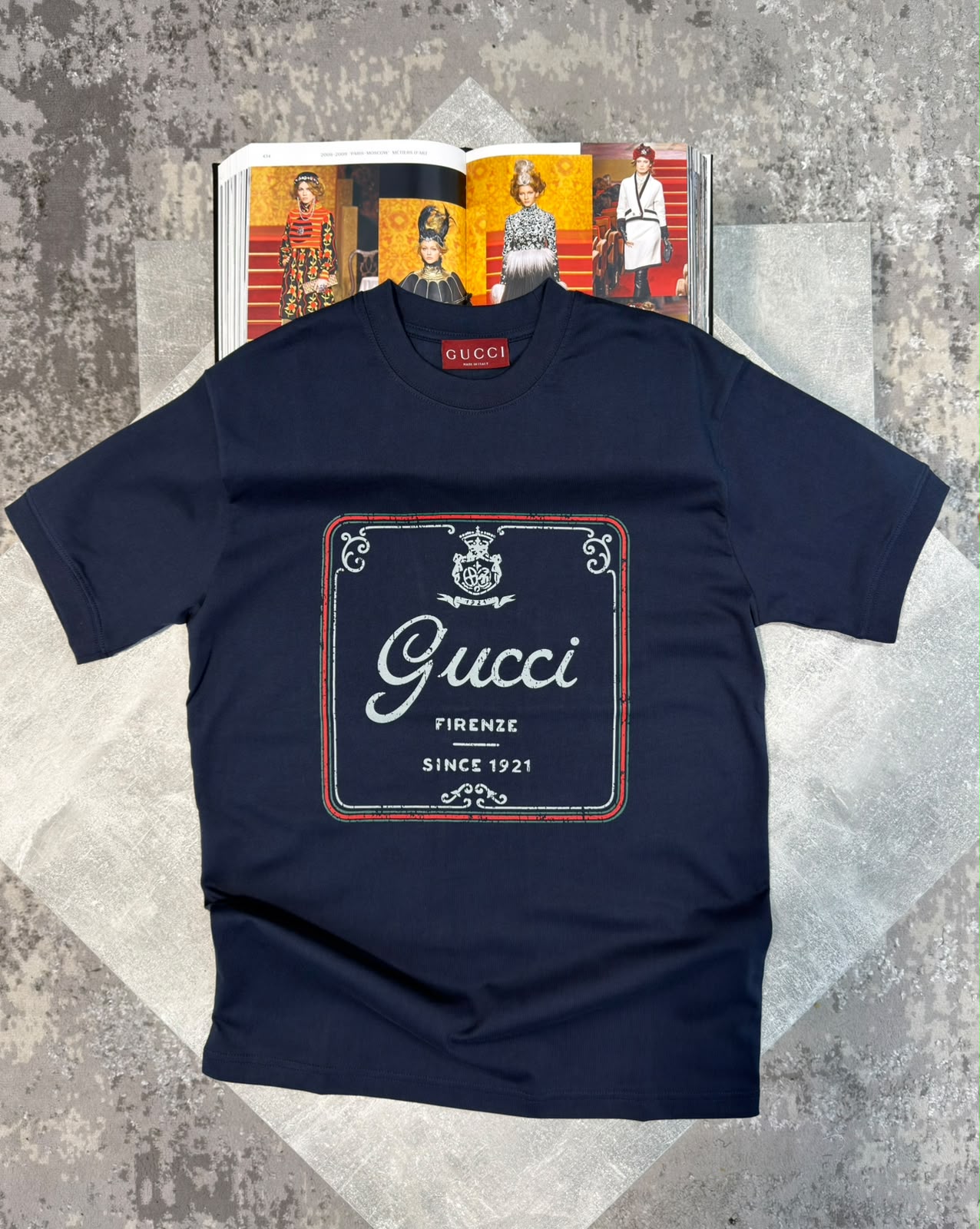 Ucci Tshirt Navy image 0