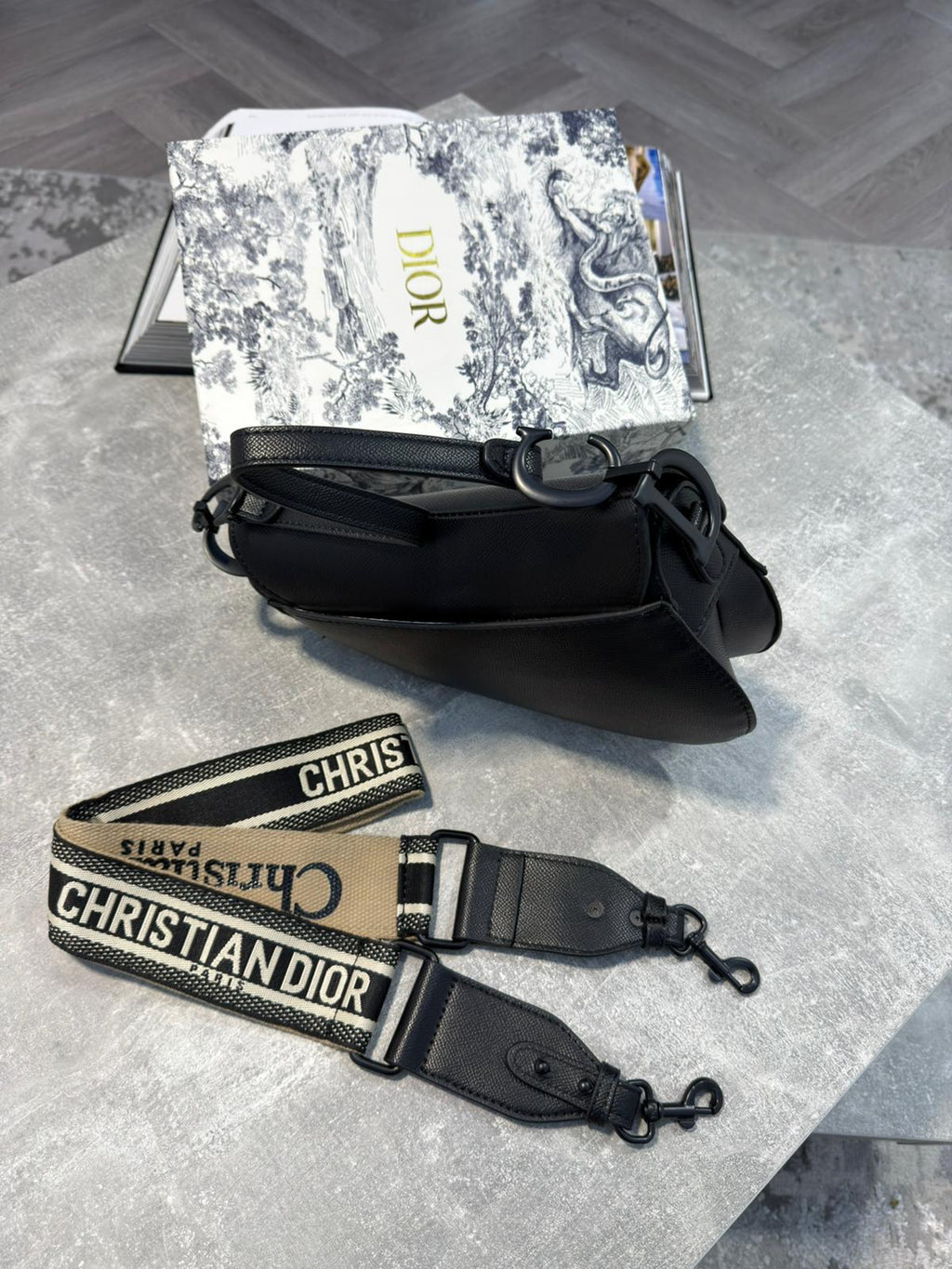CD Saddle bag Gold image 1