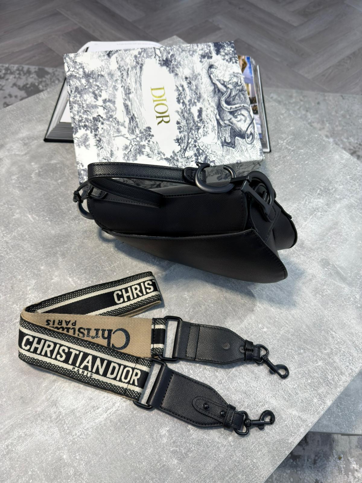 CD Saddle bag Gold image 1