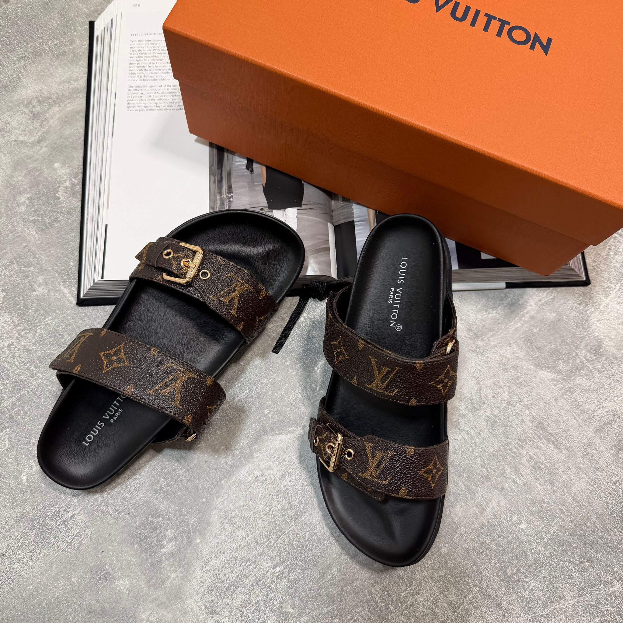 LV Slides Women image 1