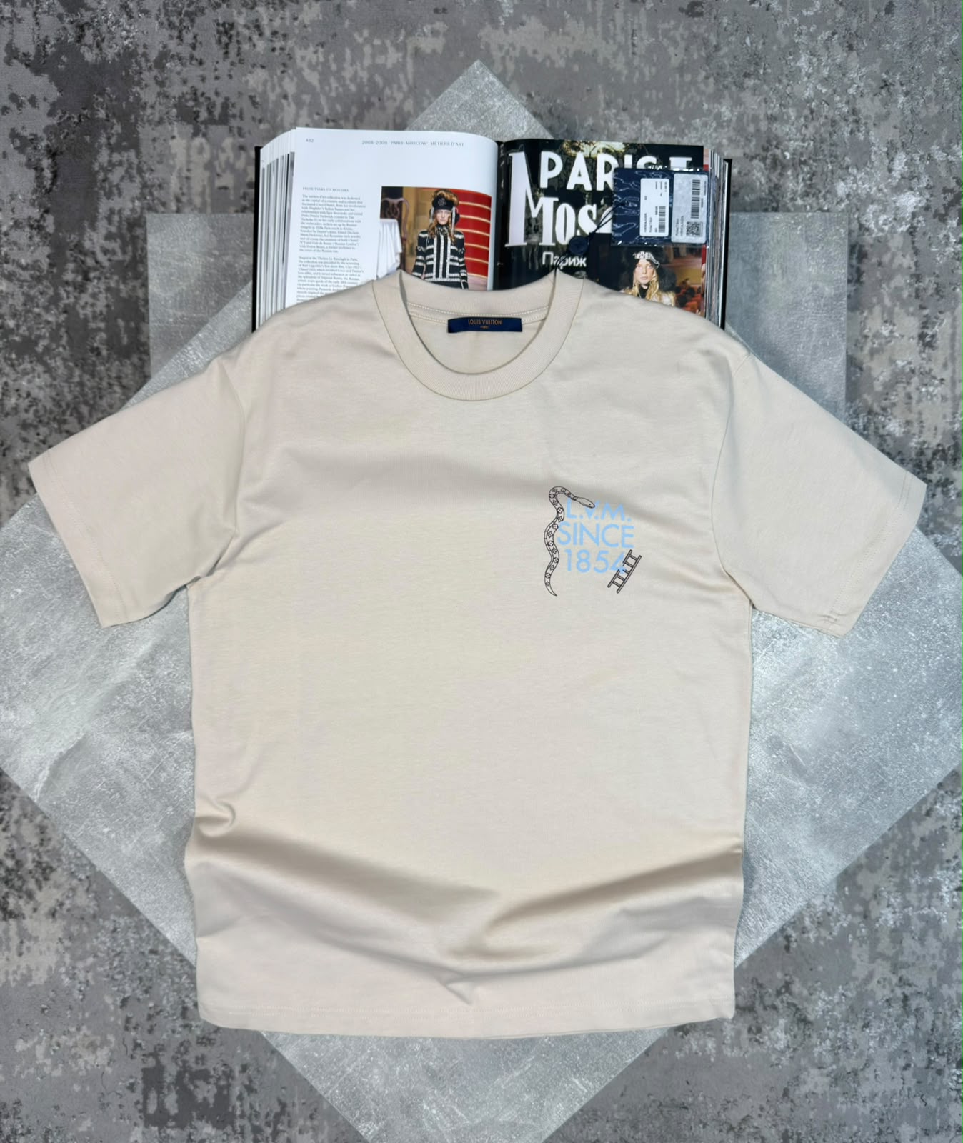 LV Tshirt Skin LV