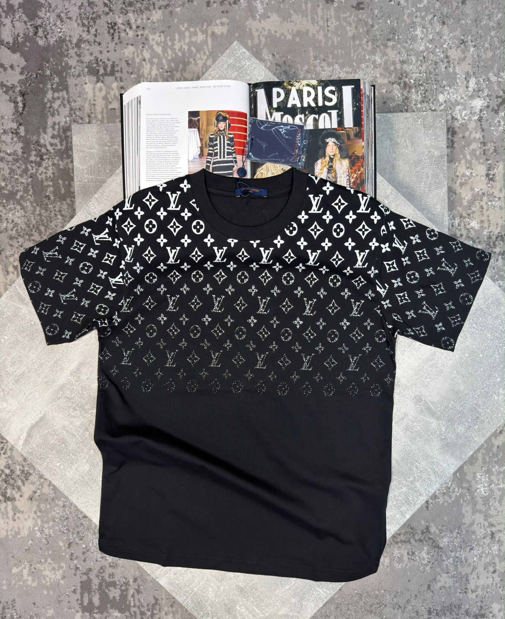 LV Tshirt Black LV