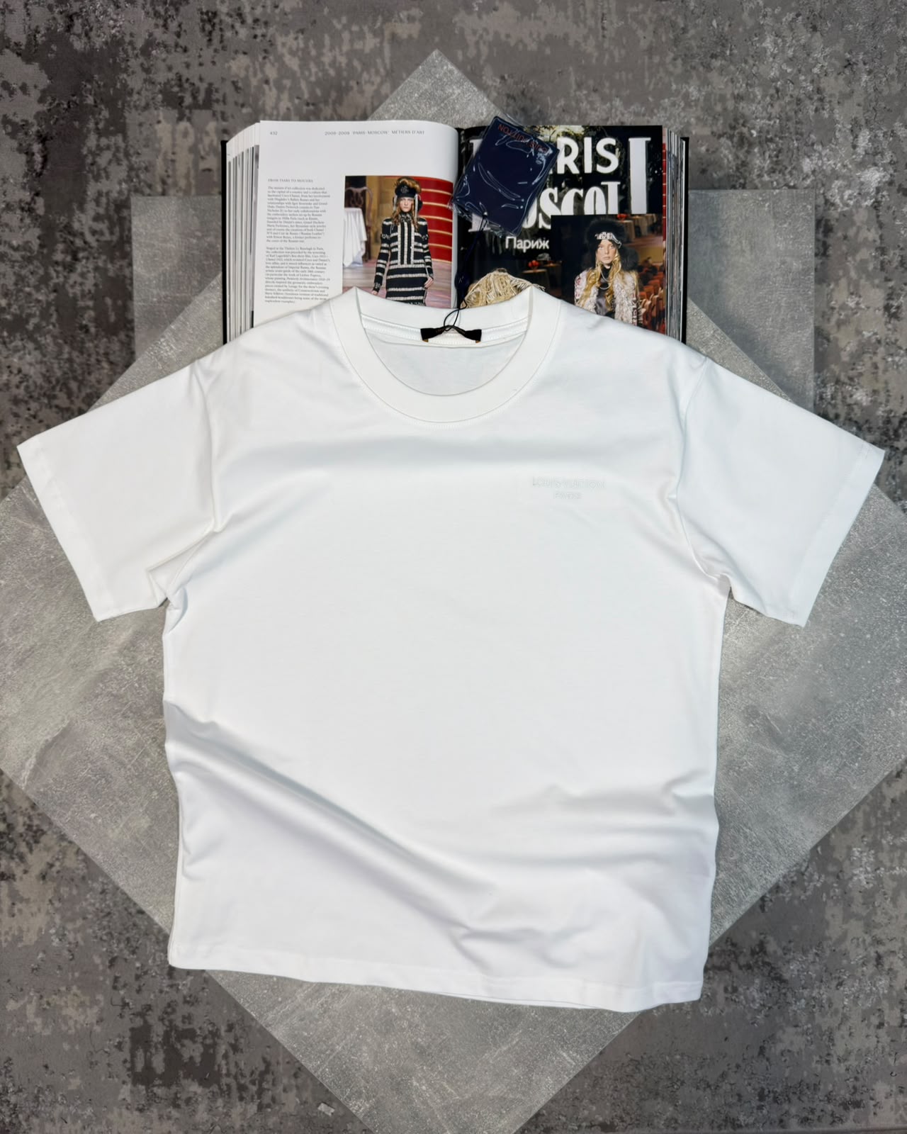 LV Tshirt White LV