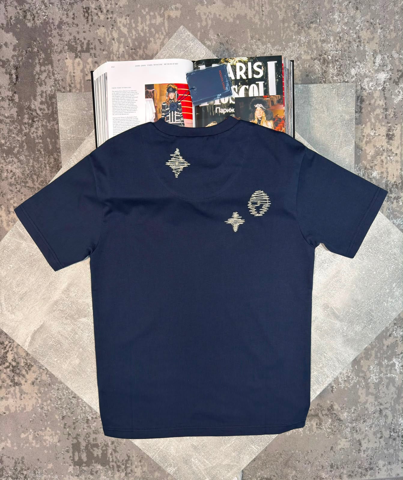 LV Tshirt Navy Blue LV