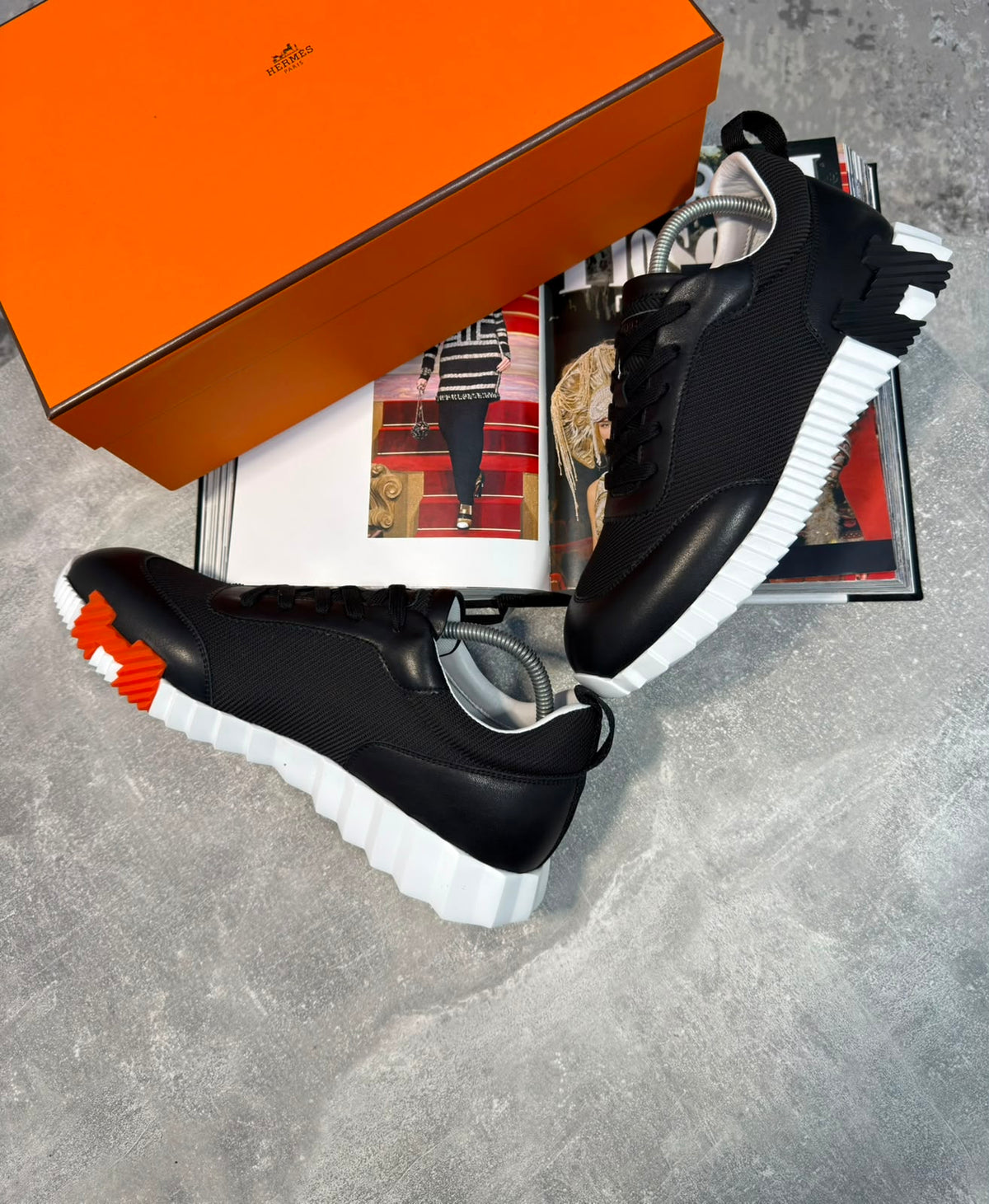 HM Trainers Black and orange HM