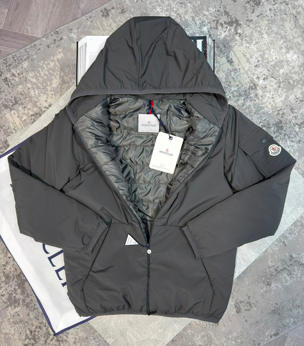 Mnclr Lodge Jacket Grey CLER