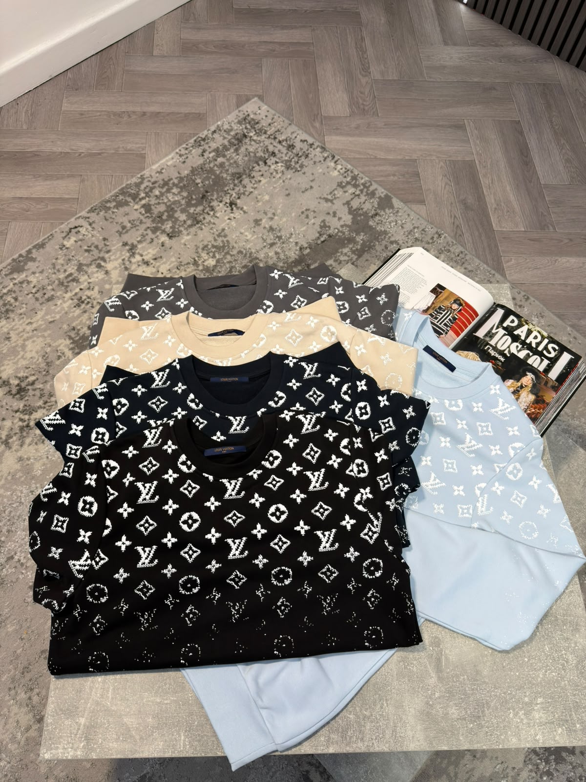 LV Jumper Black LV