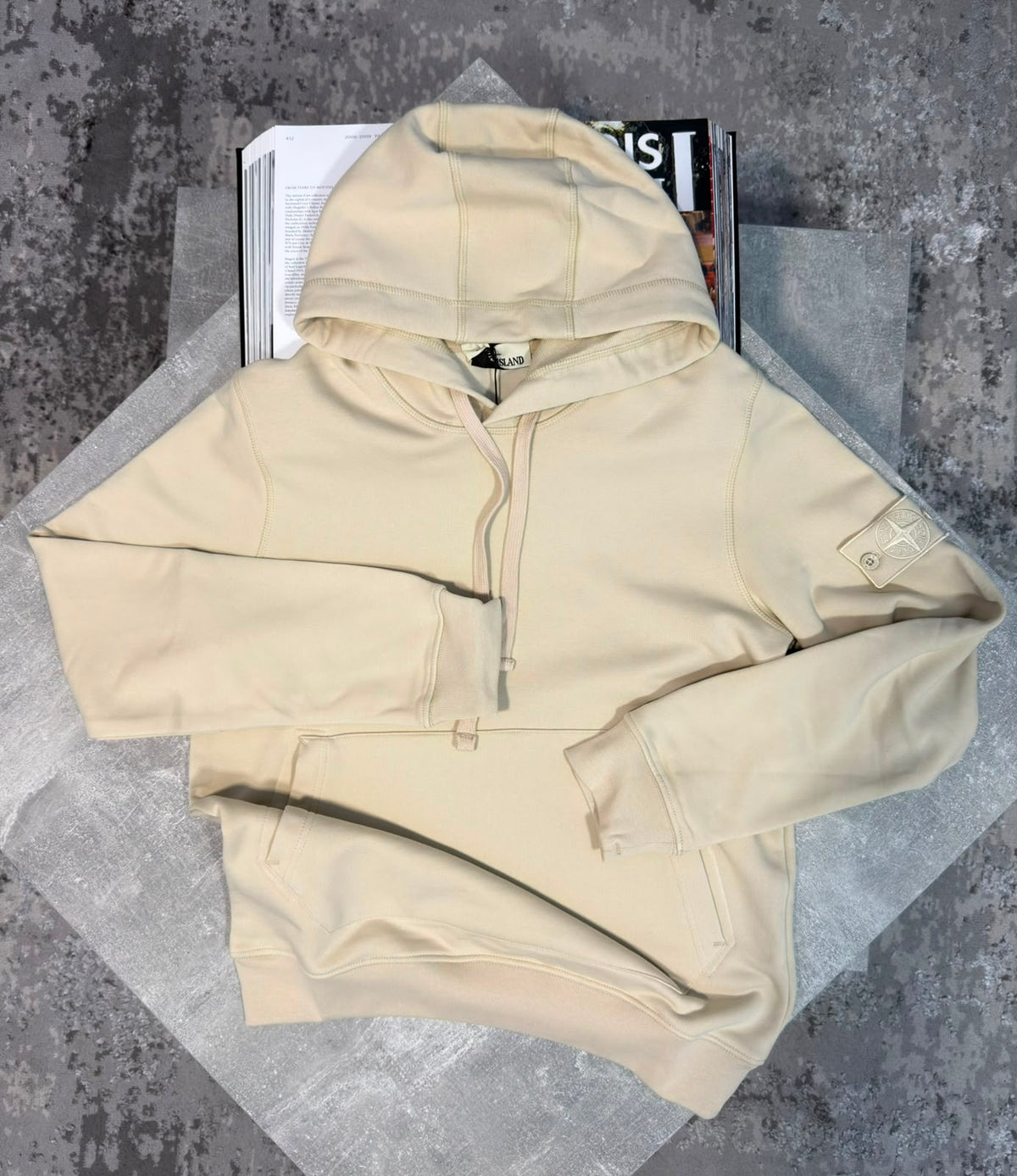 SI Ghost Badge Hoodie Beige STONE