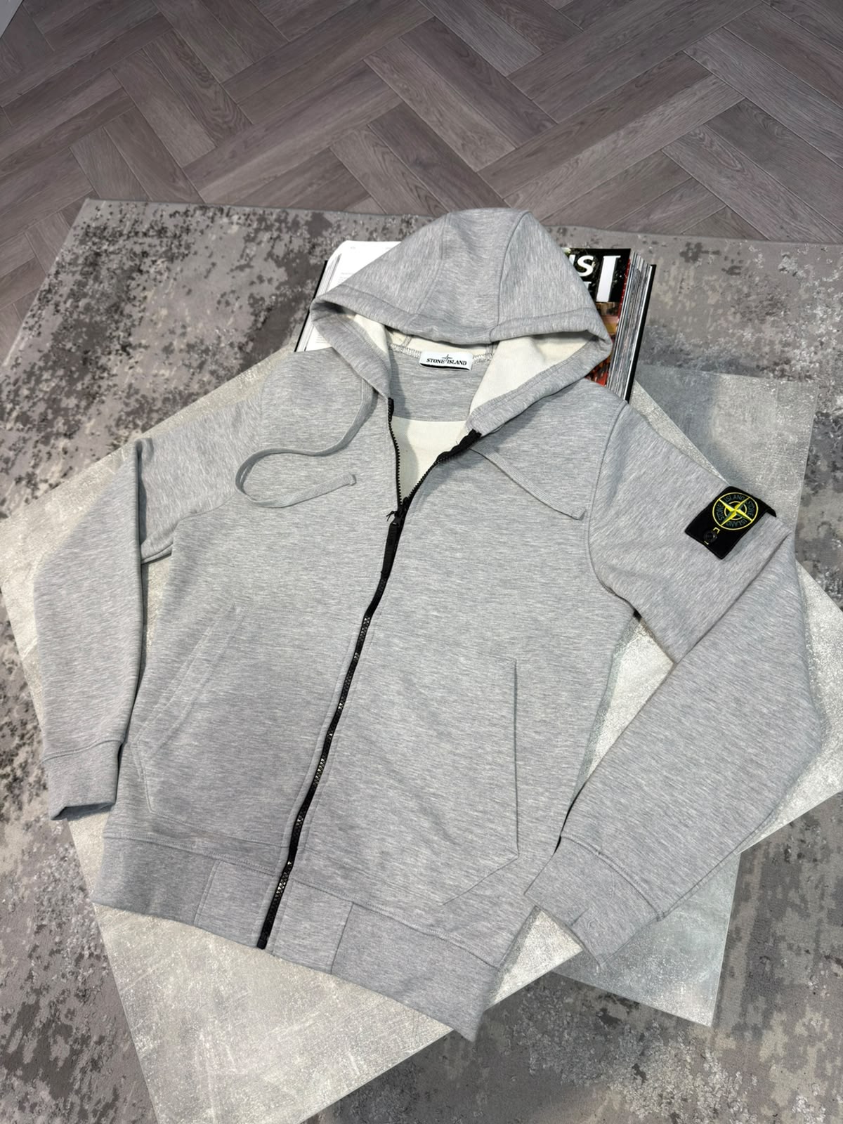 Si zip up hoodie STONE