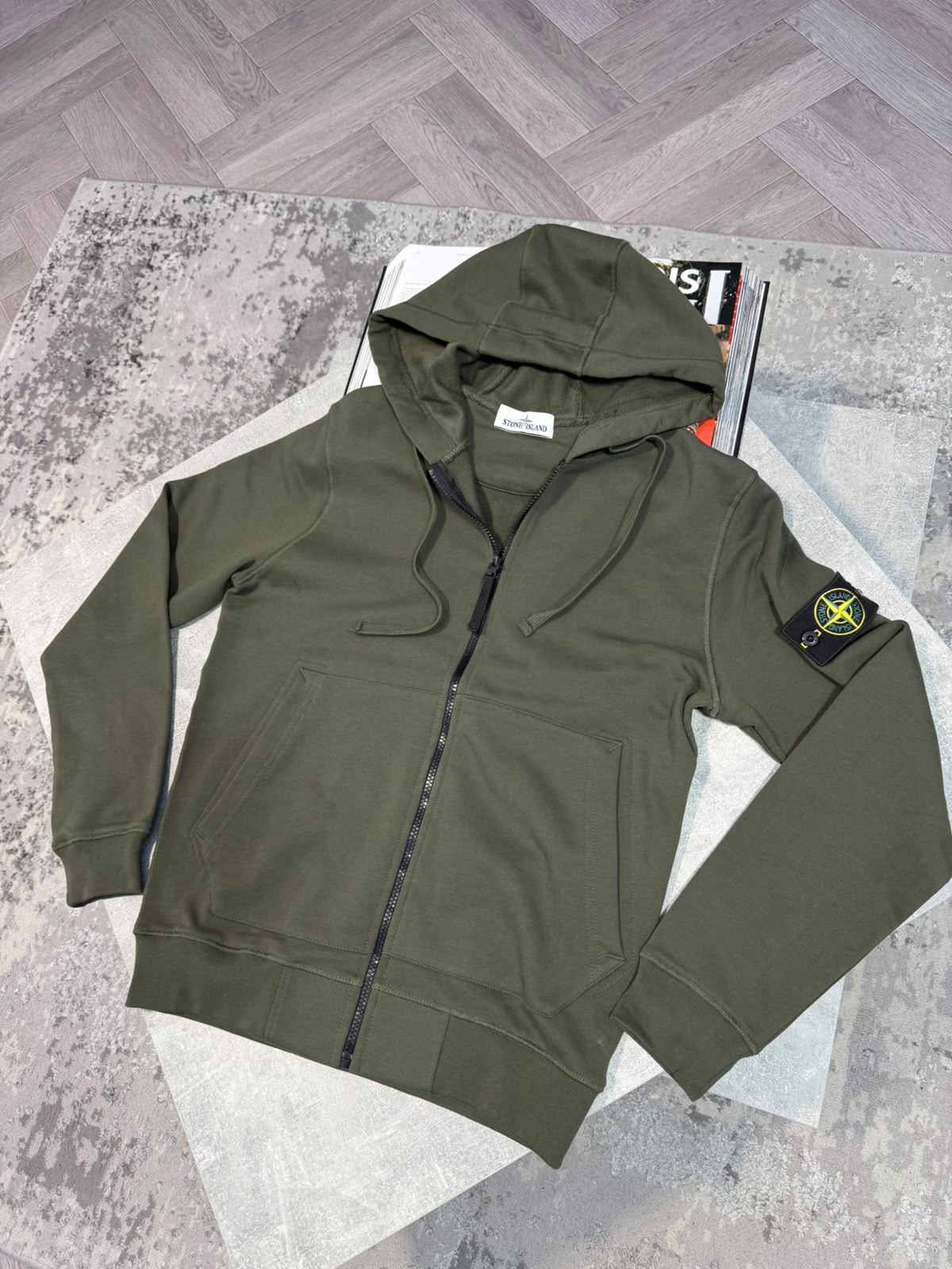 Si zip up hoodie STONE