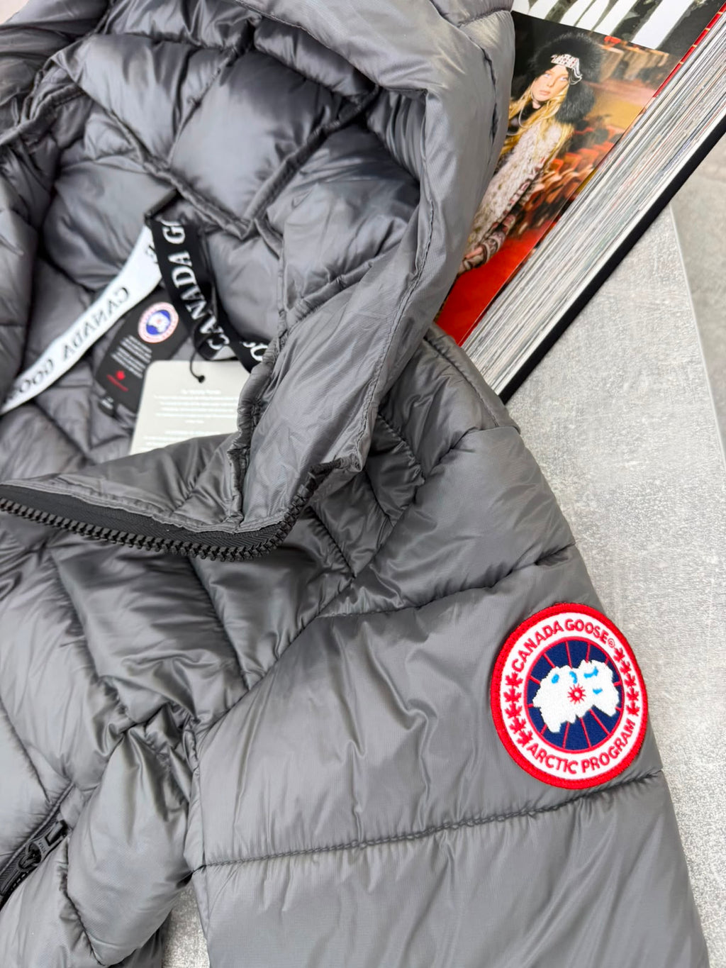 CG crofton Red label Dark Grey CG