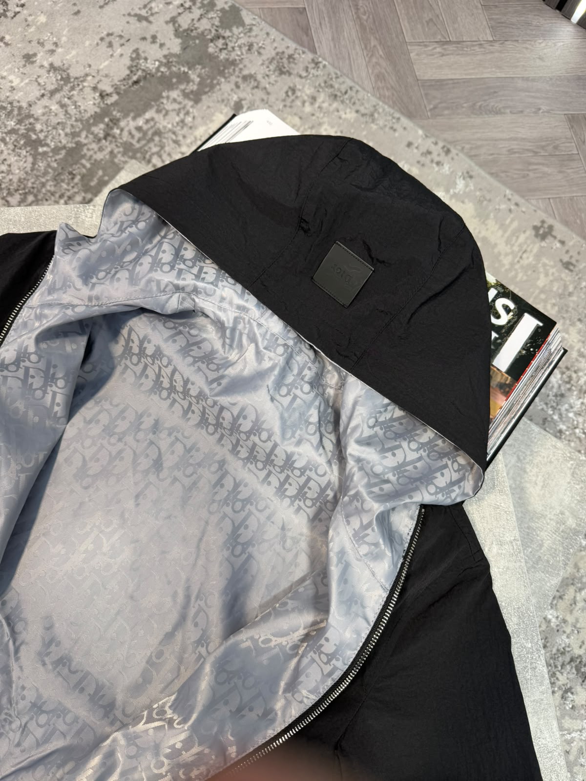 CD reversible Light weight jacket Black CD