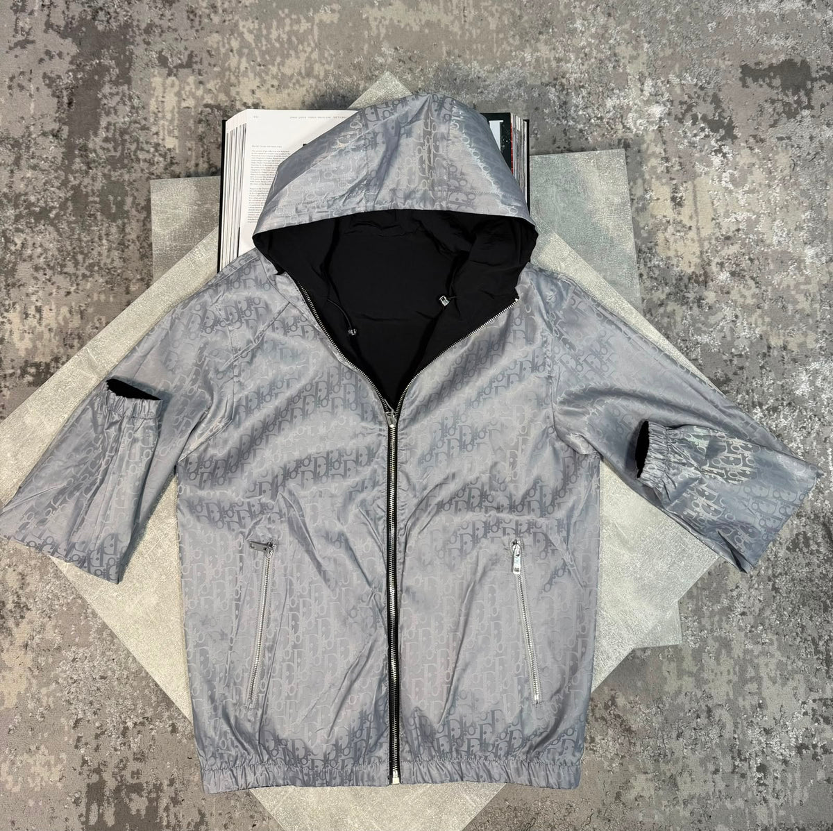 CD reversible Light weight jacket Black CD