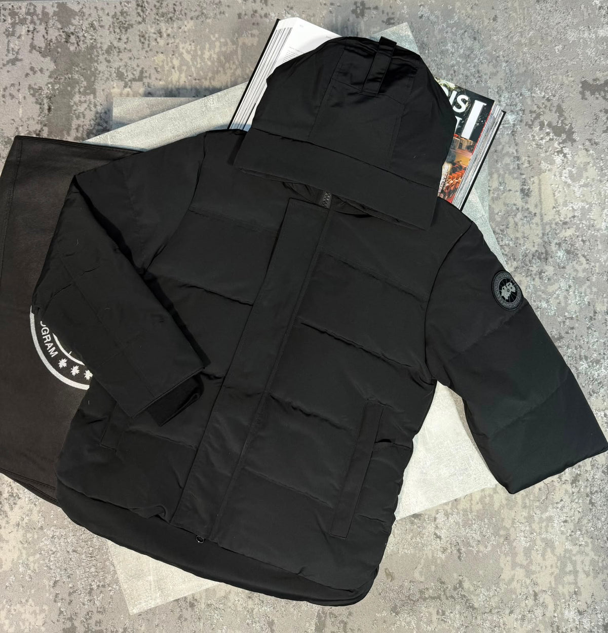 CG MacMillan Black - black label CG