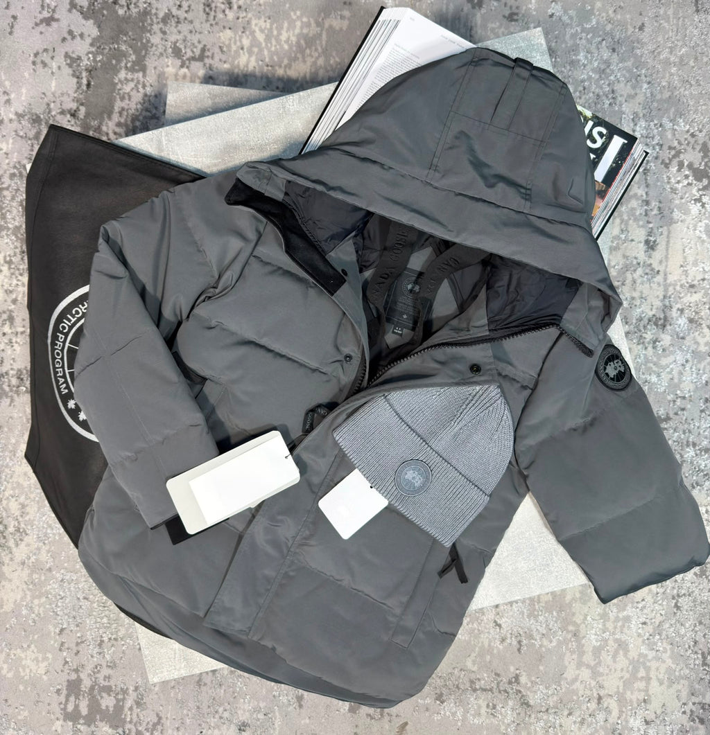 CG MacMillan Grey - black label CG