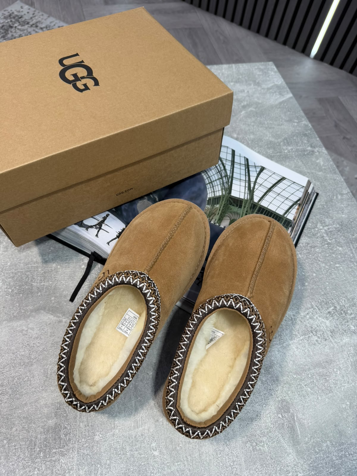 UGG Boots Tan UGG