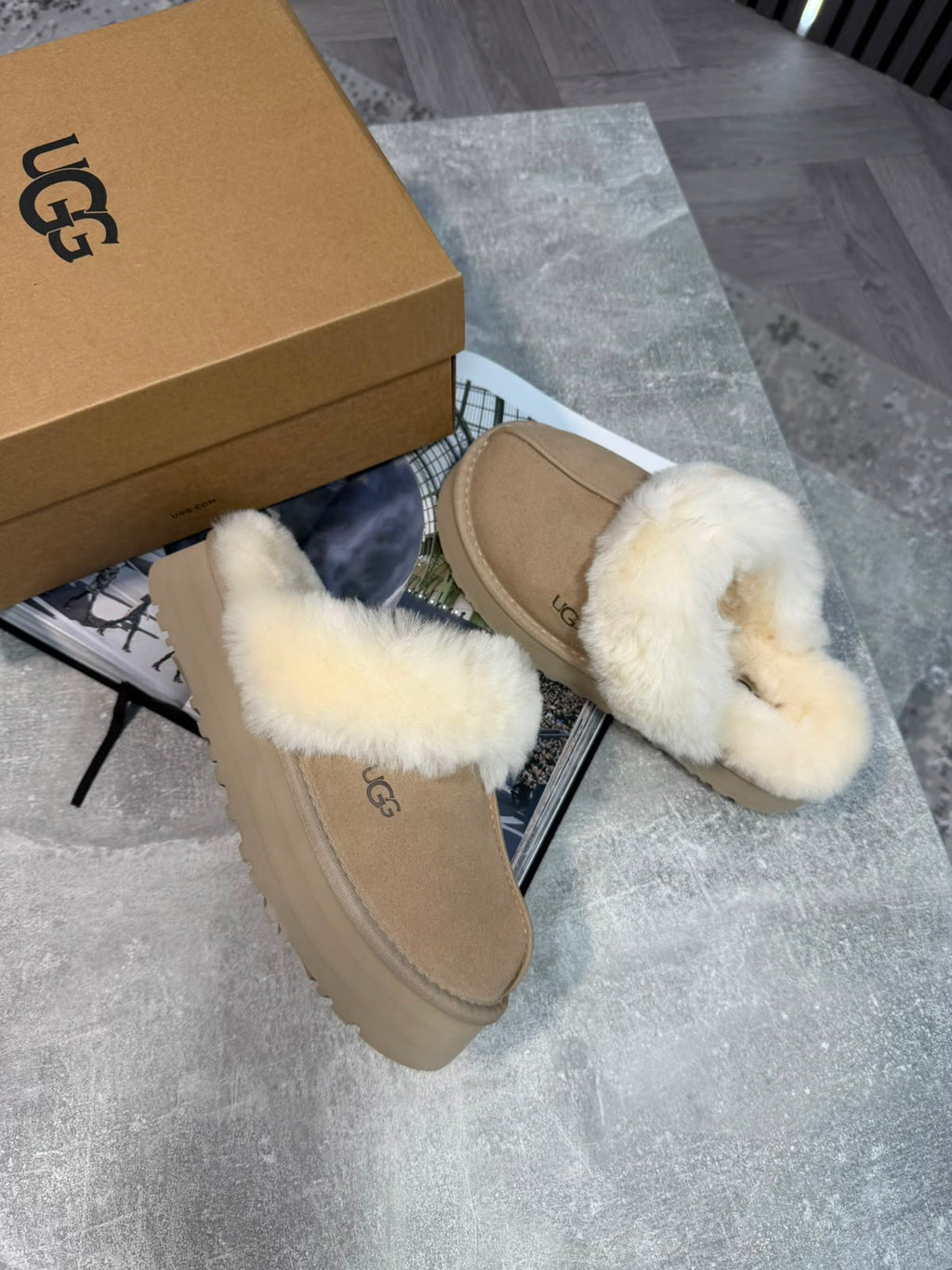 UGG Boots Beige UGG