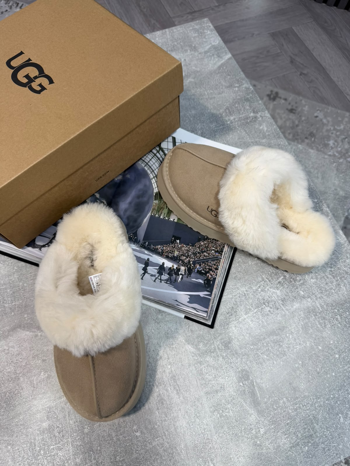 UGG Boots Beige UGG