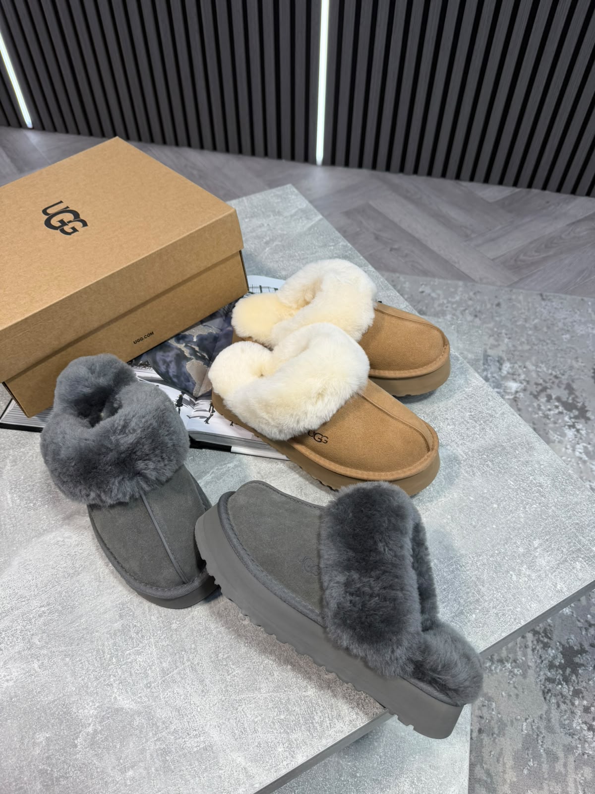 UGG Boots Beige UGG