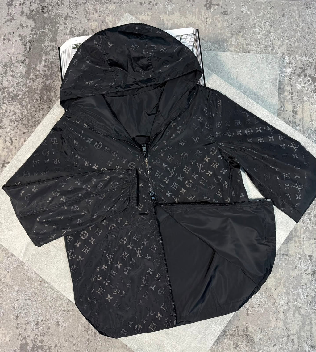 LV Reversible Windbreaker - Navy LV
