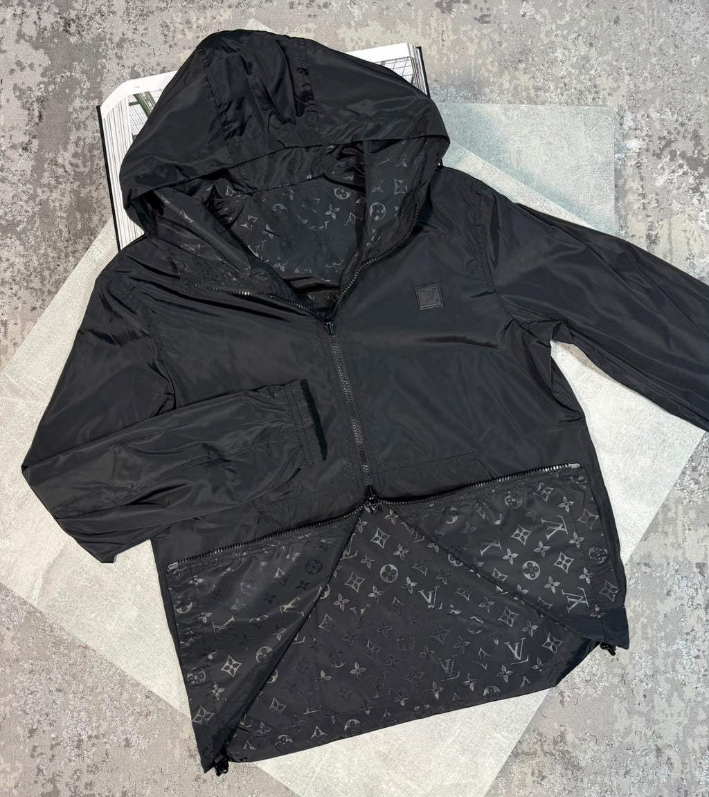 LV Reversible Windbreaker - Navy LV