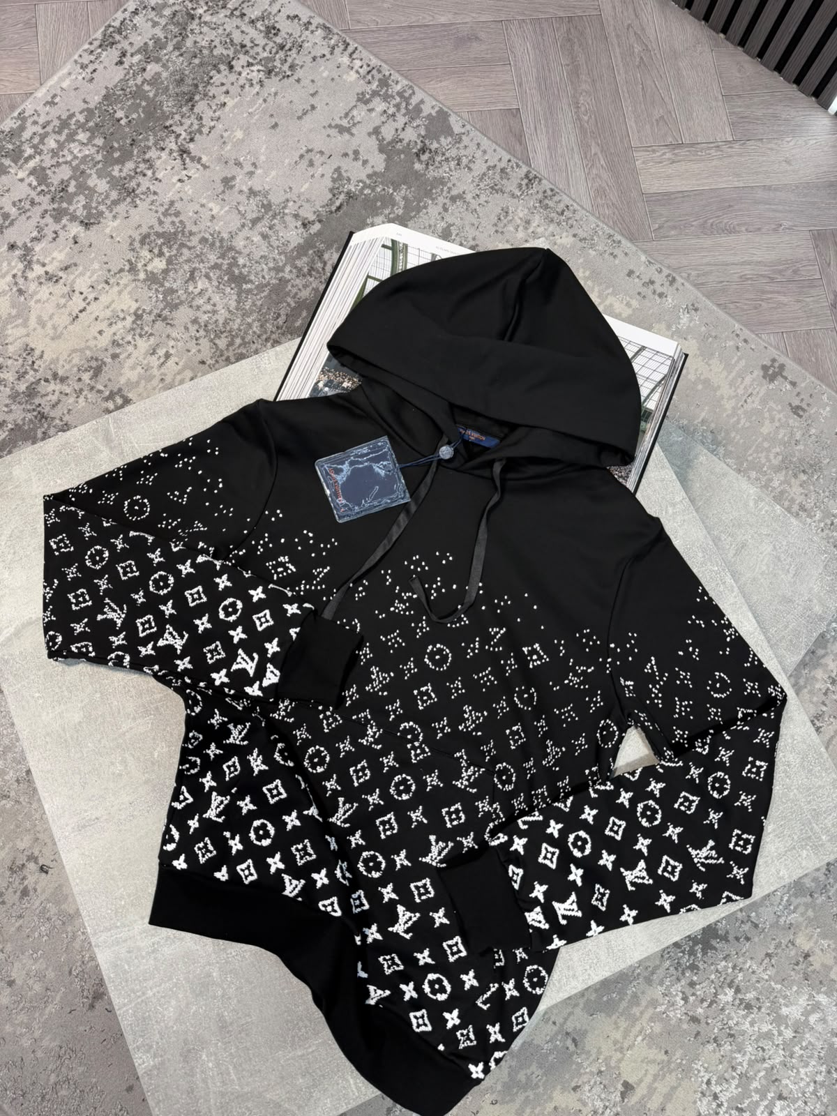 LV Hoodie - Black LV