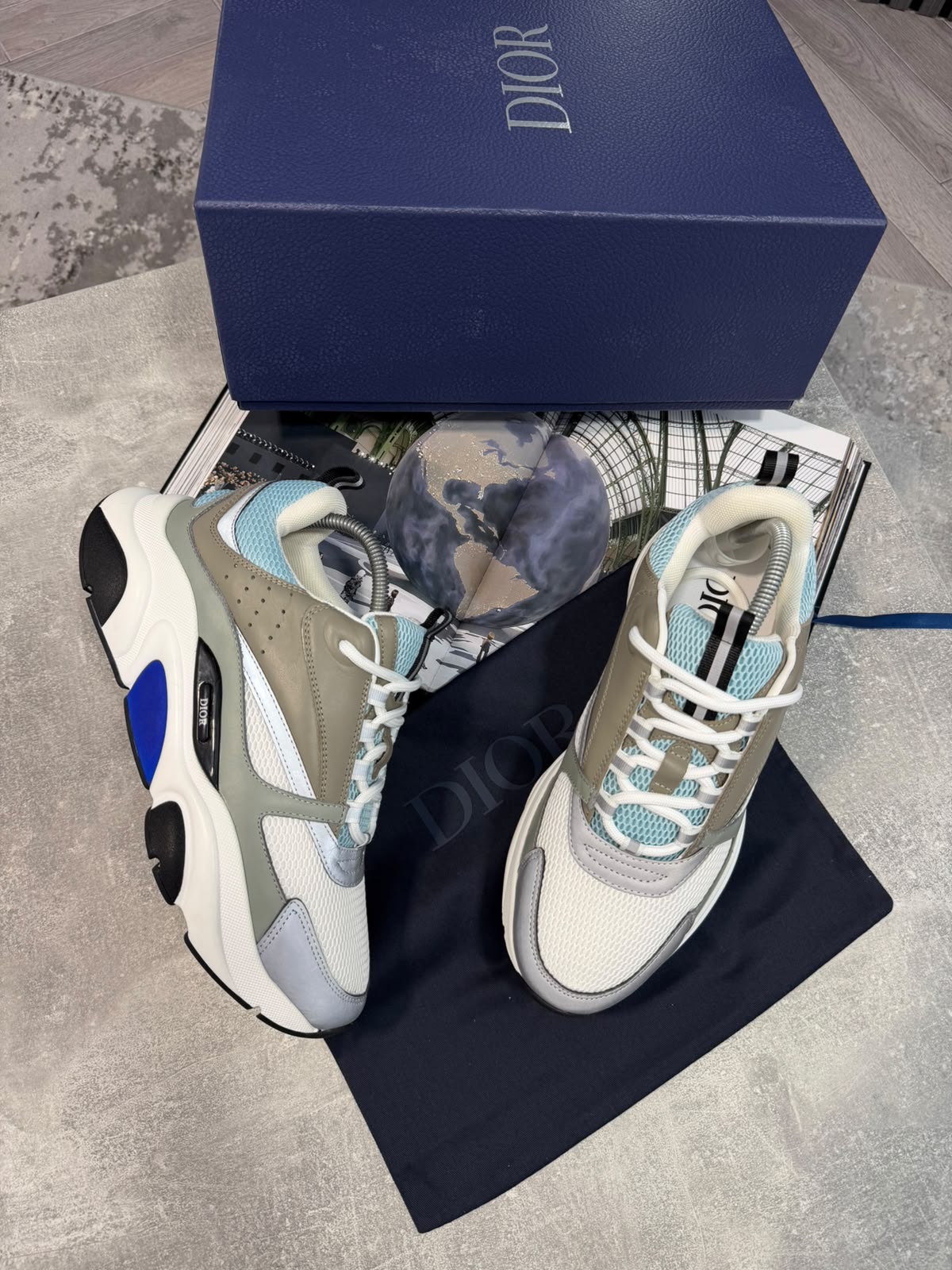 B22 Trainer - Baby Blue DIOR
