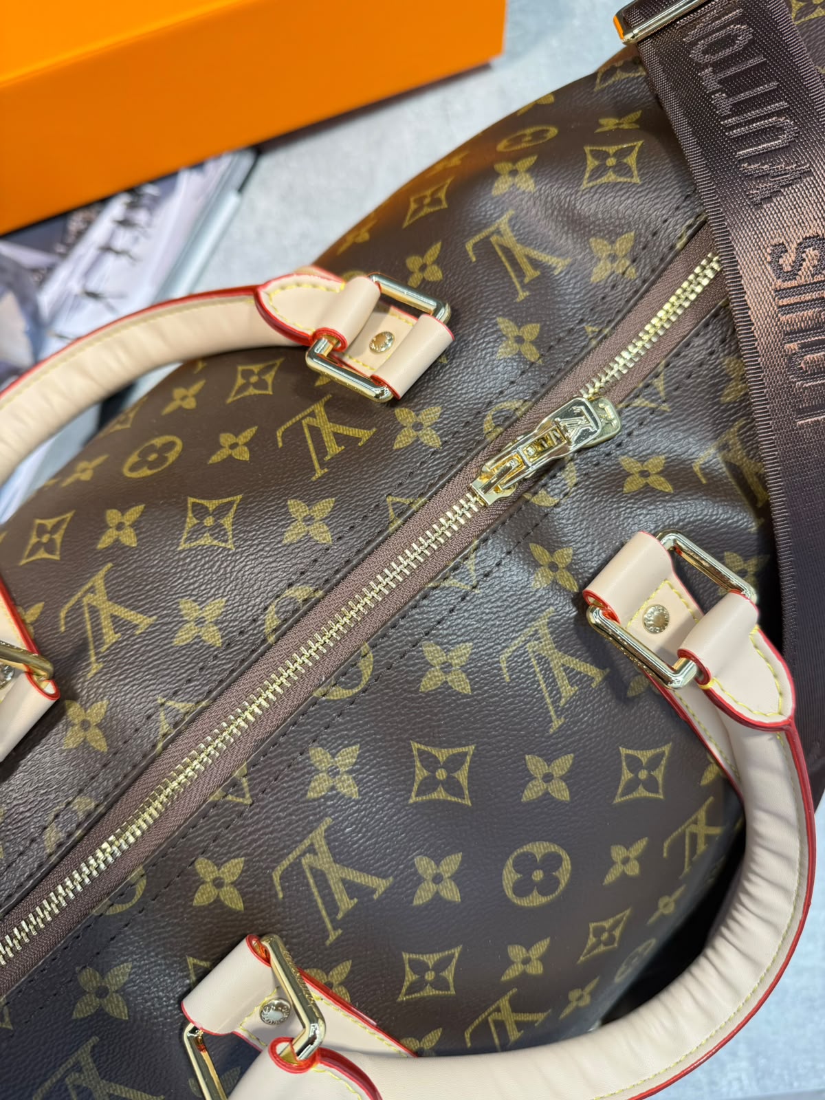 LV Duffle Bag LV