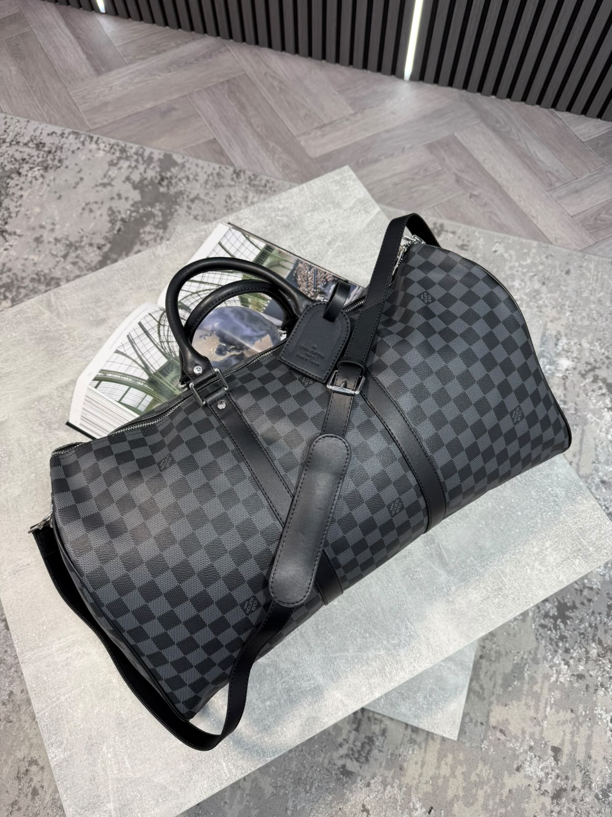 LV Duffle Bag LV