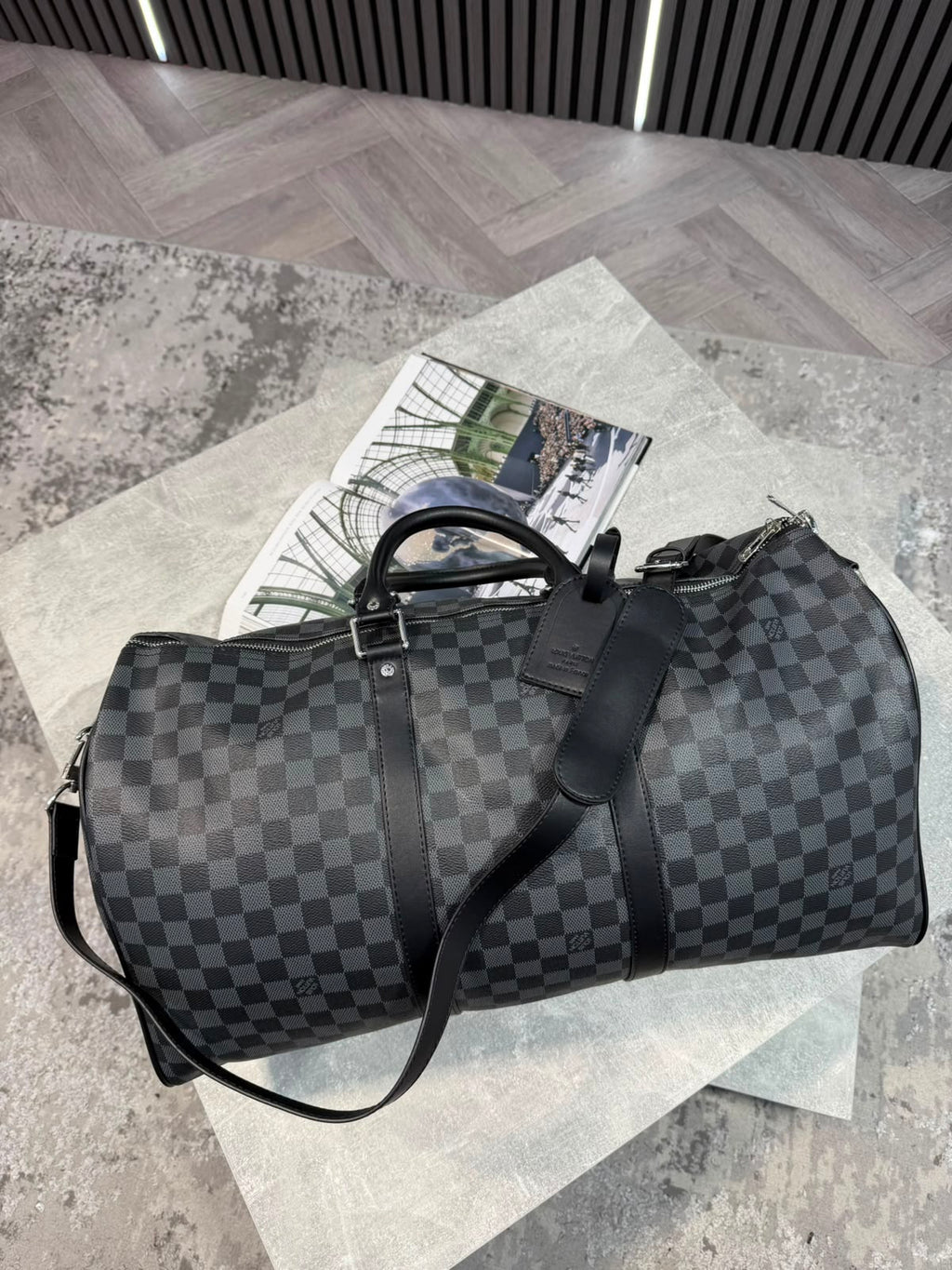 LV Duffle Bag LV
