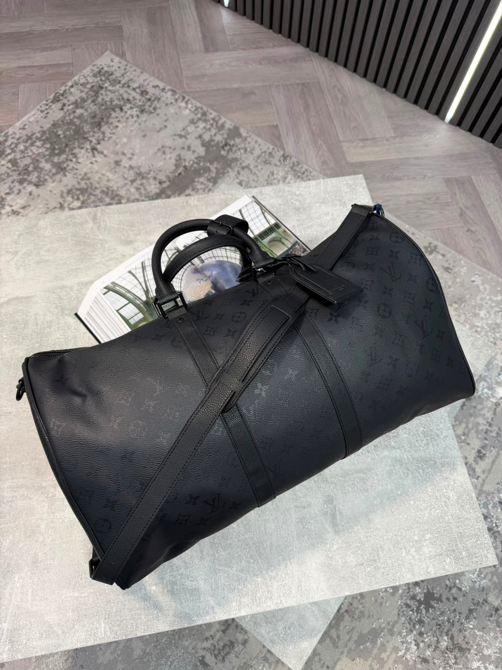 LV Duffle Bag LV