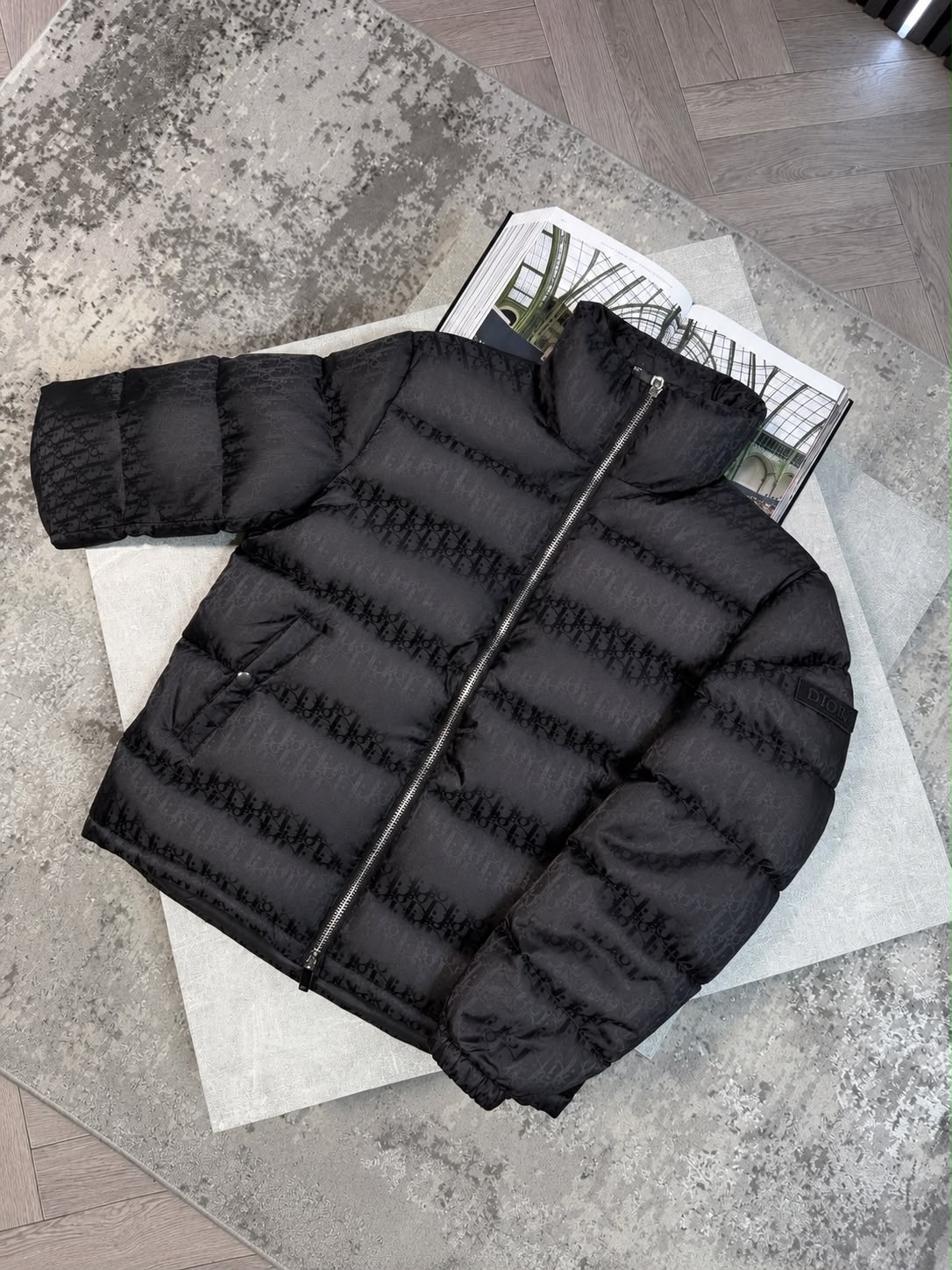 CD Oblique Jacket - Black CD