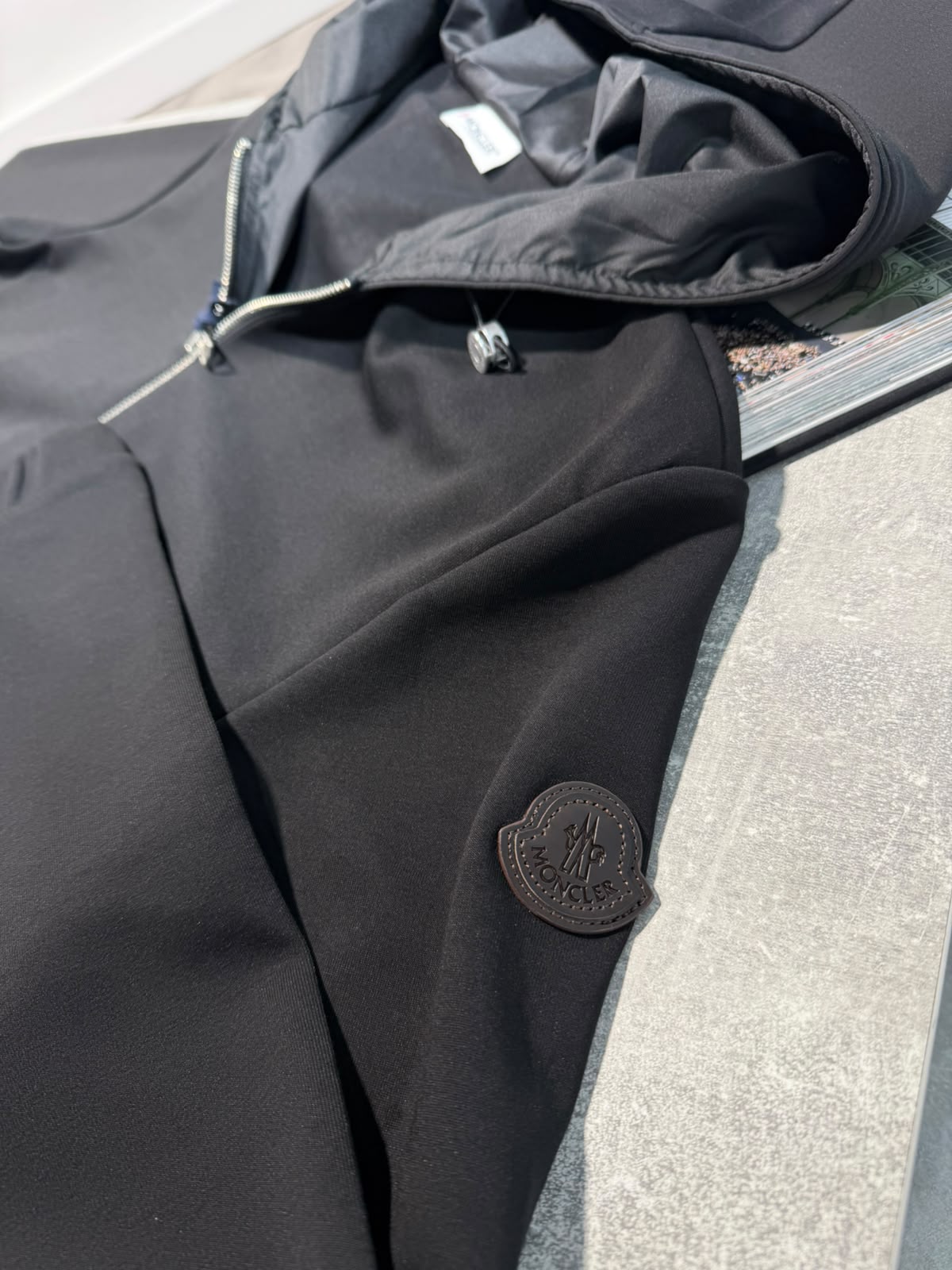 Mnclr Zipper hoodie Black CLER