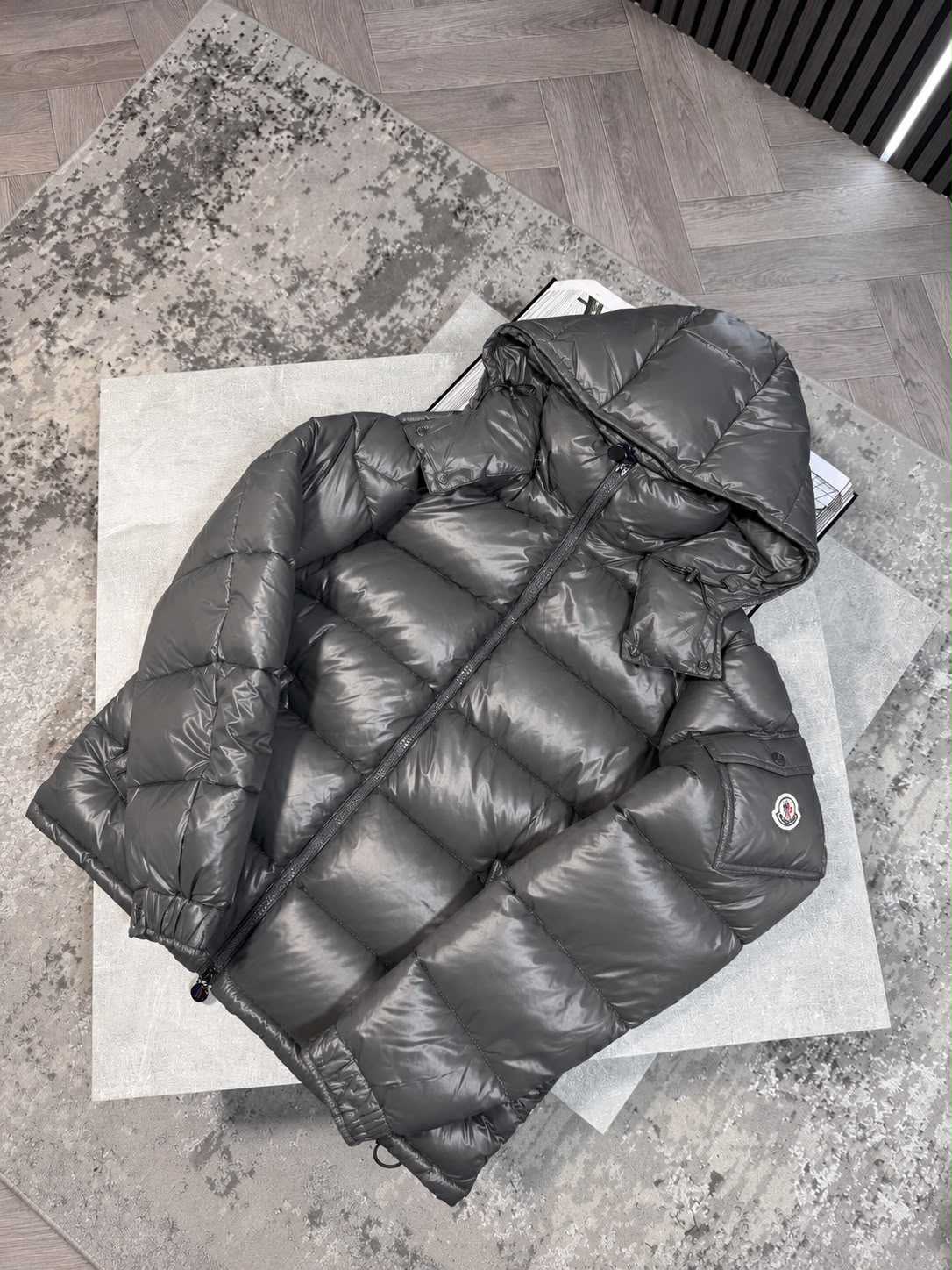 Mnclr Maya - Grey CLER