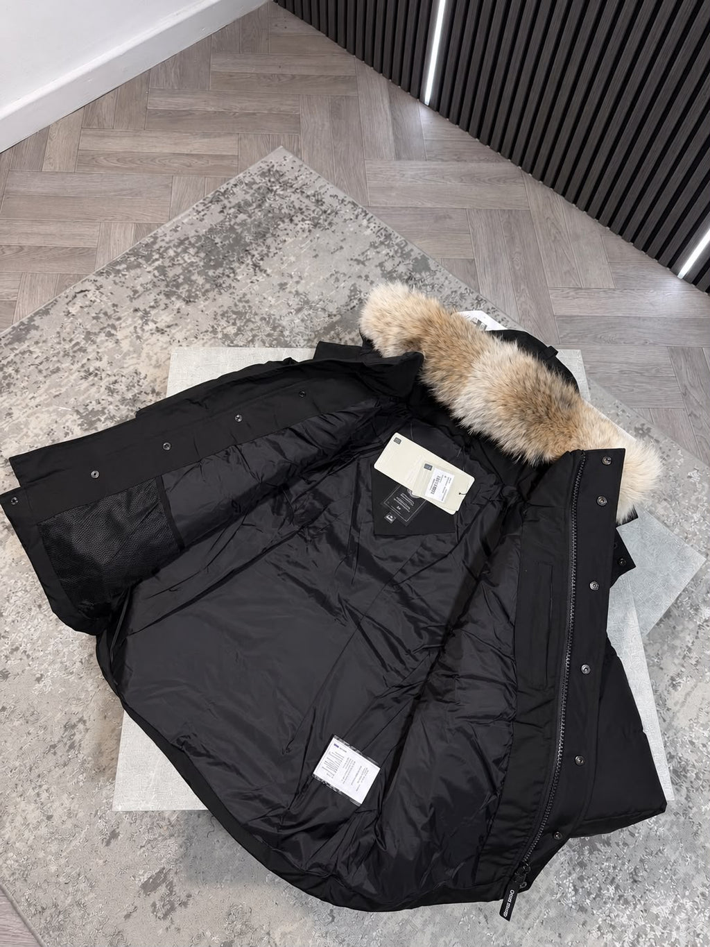CG Wyndham - Black ( Detachable Fur ) CG