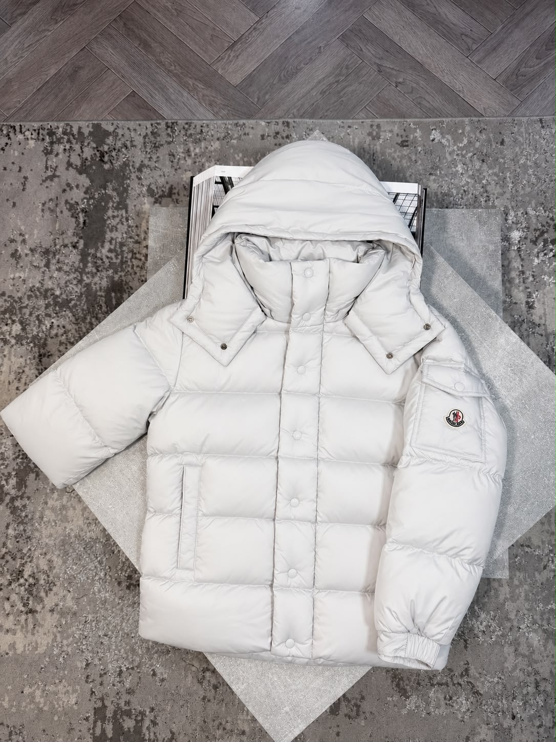 Mnclr Maya Matt - White CLER