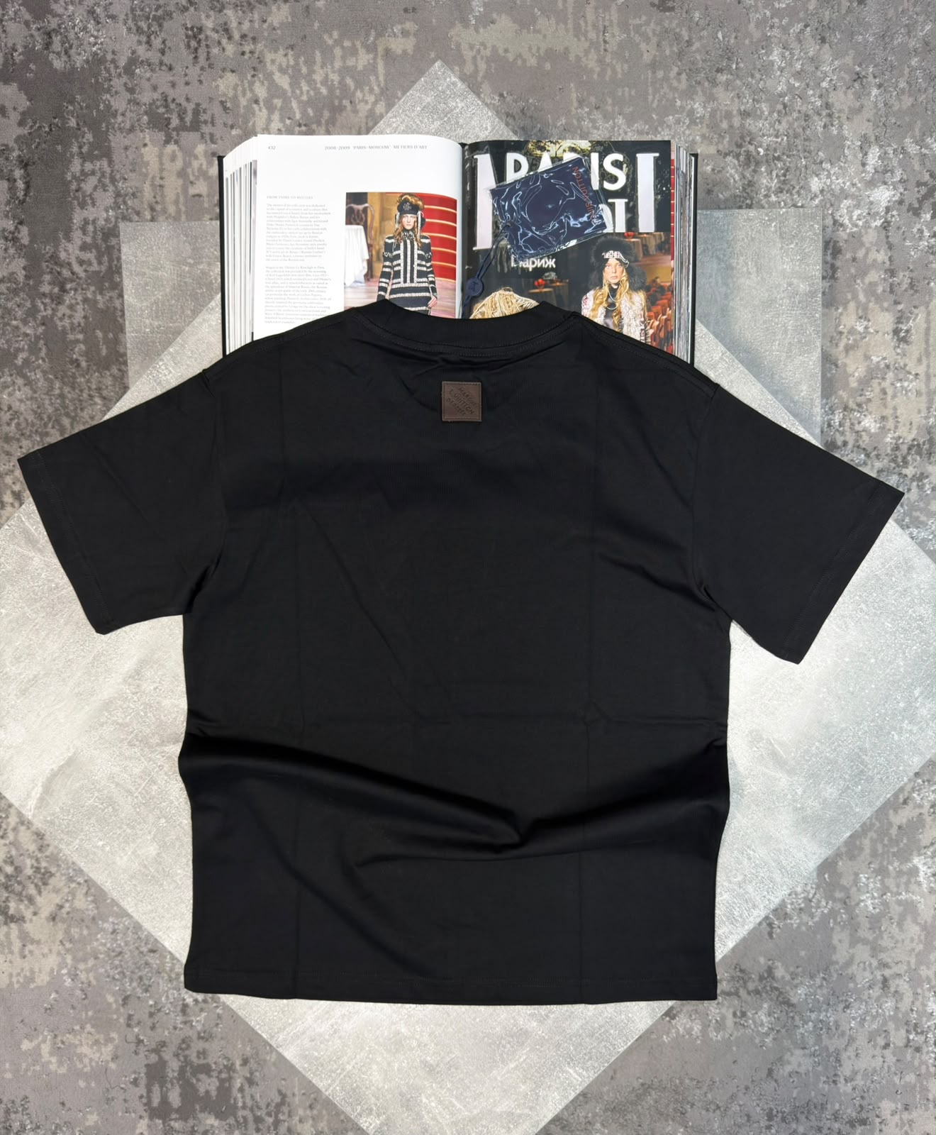 LV Tshirt Black LV