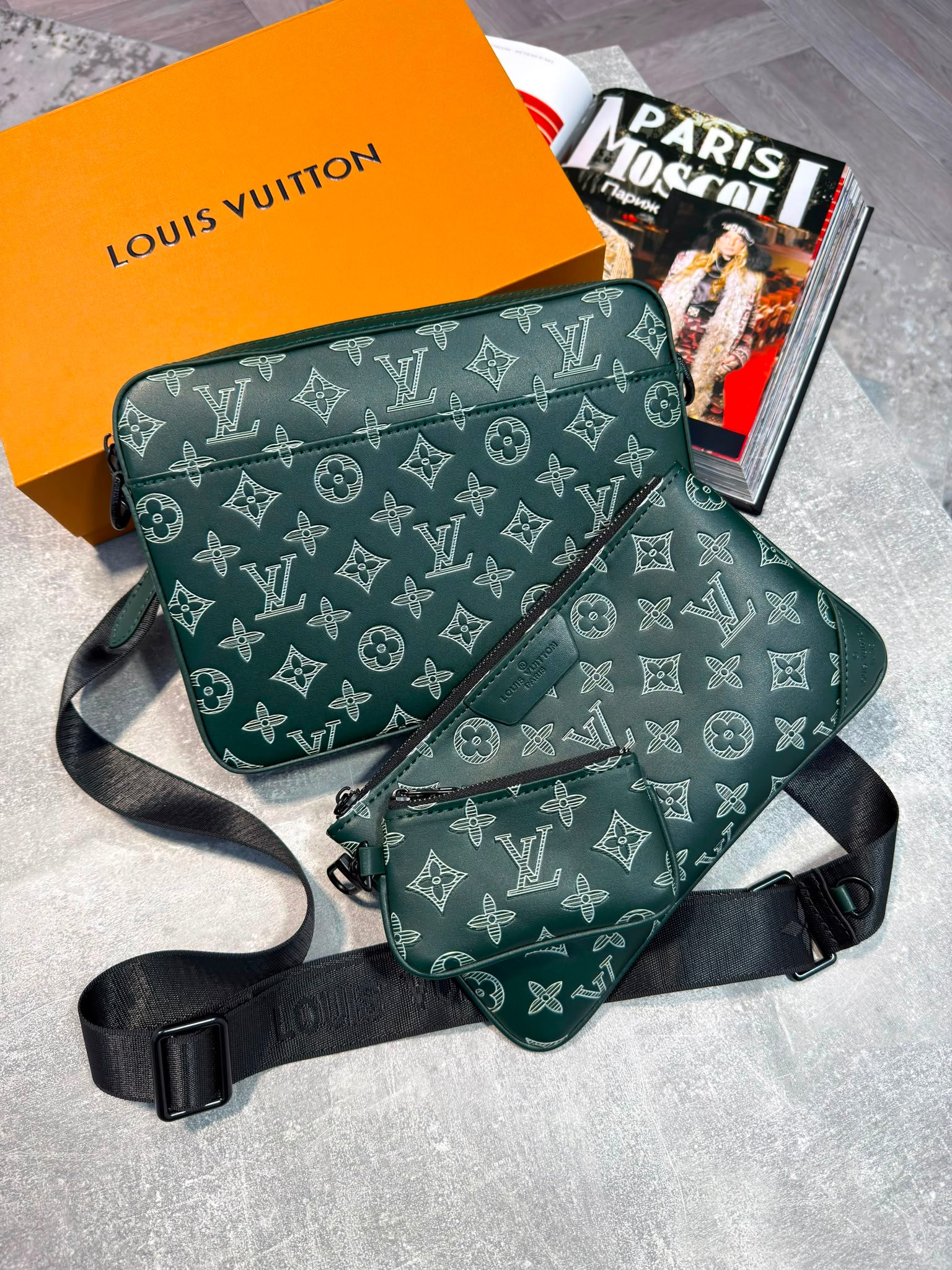 LV Mens Trio Bag Green LV