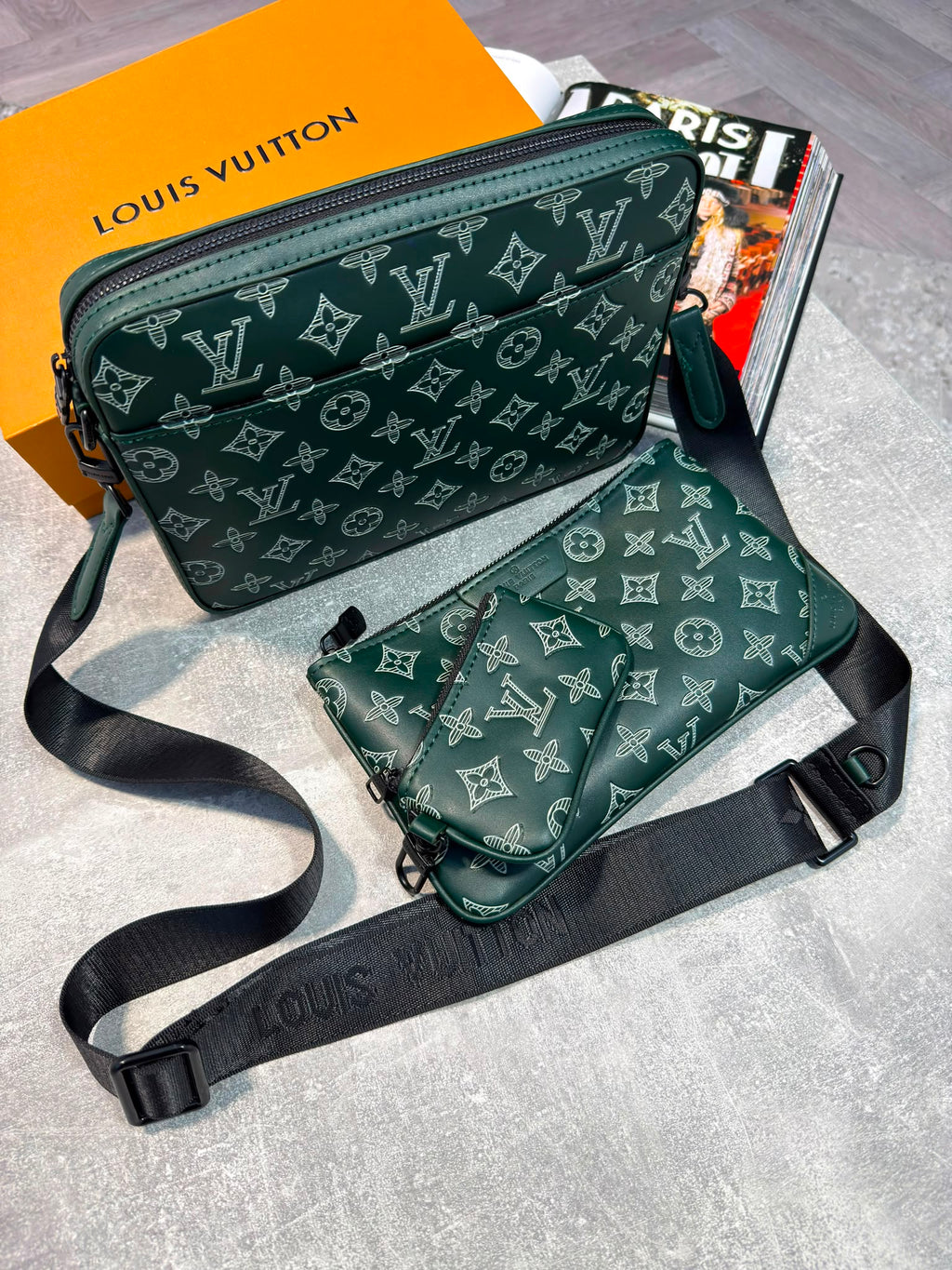 LV Mens Trio Bag Green LV