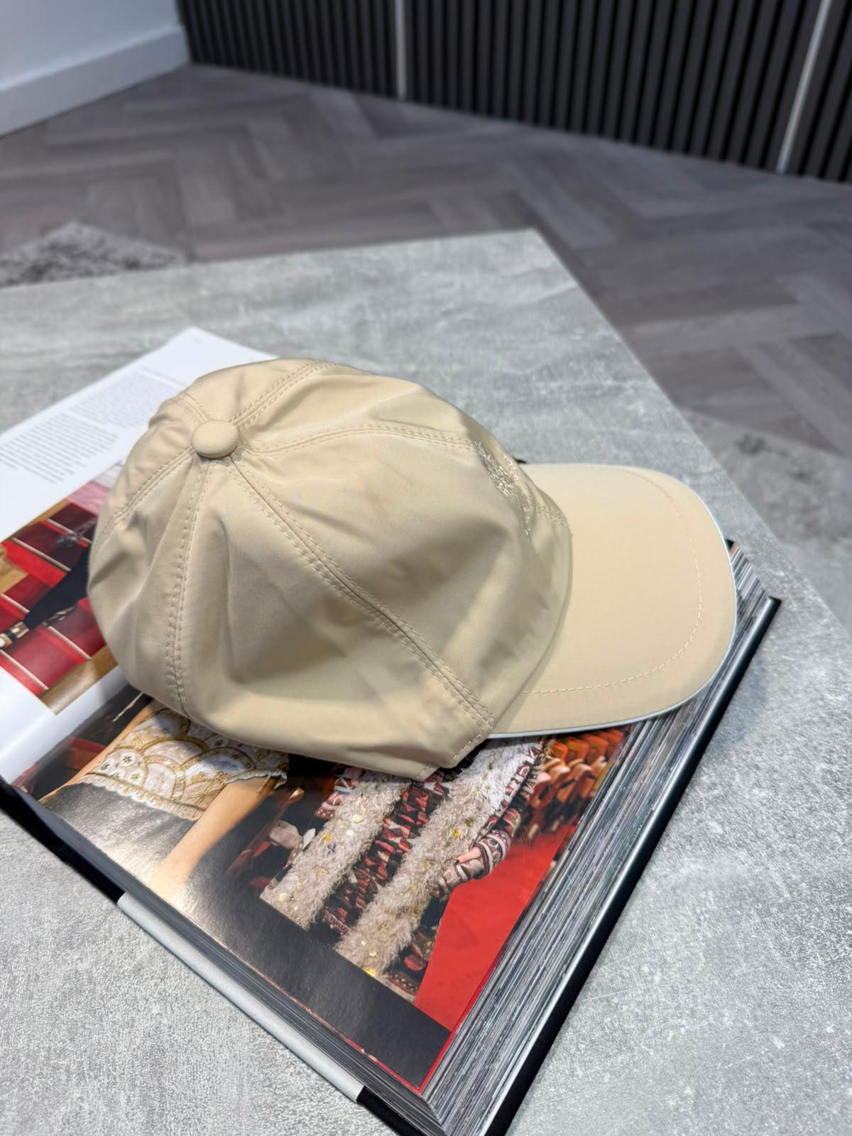 LP Hats Beige LP