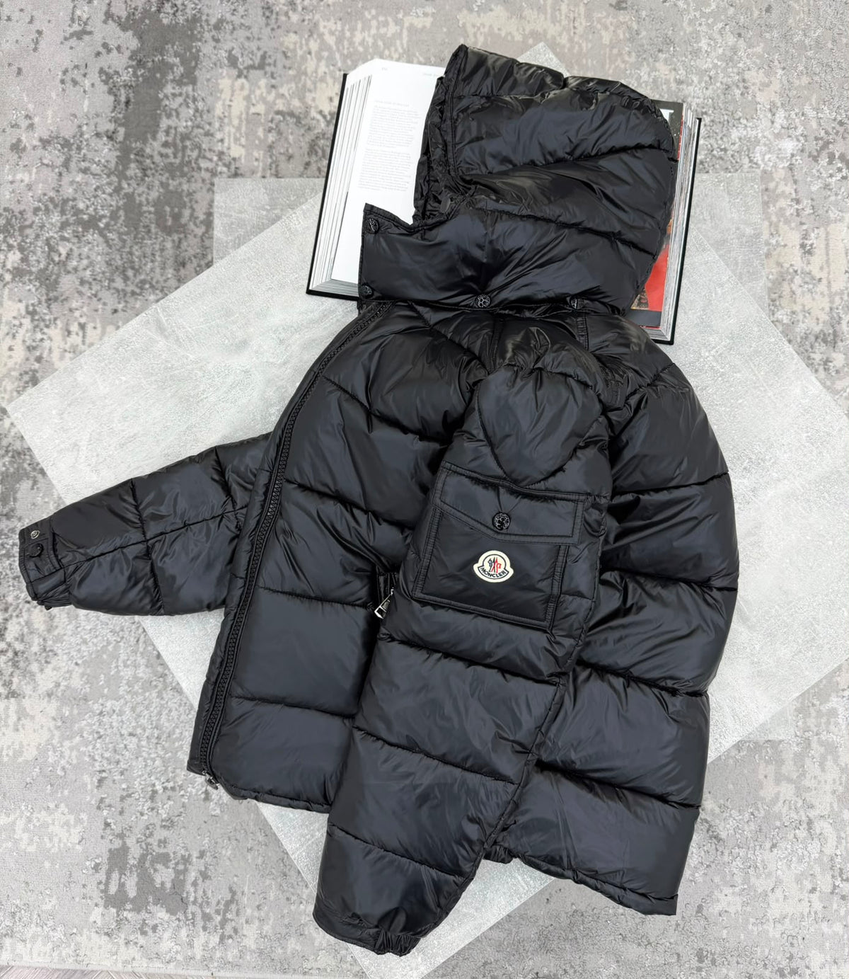 Mnclr Maya Black CLER