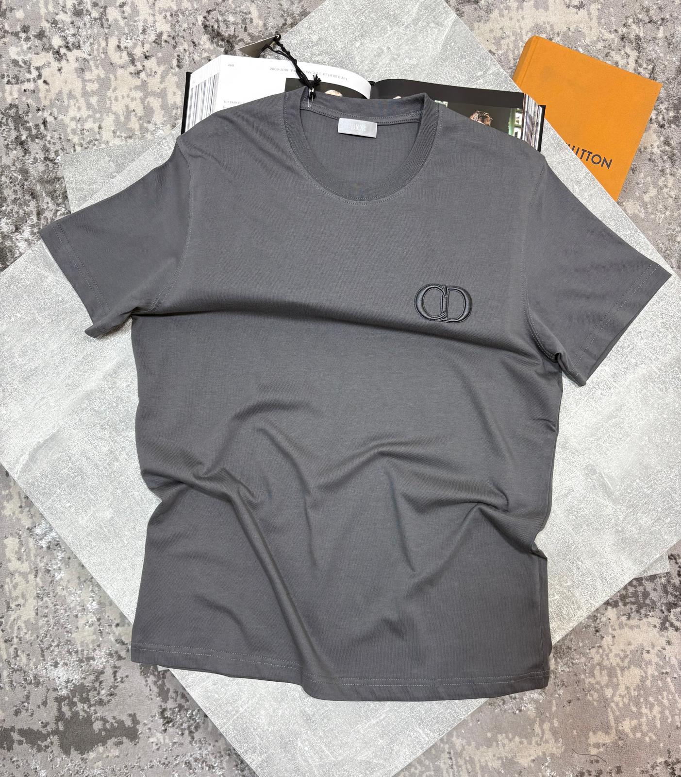 IOR TEE Black image 0