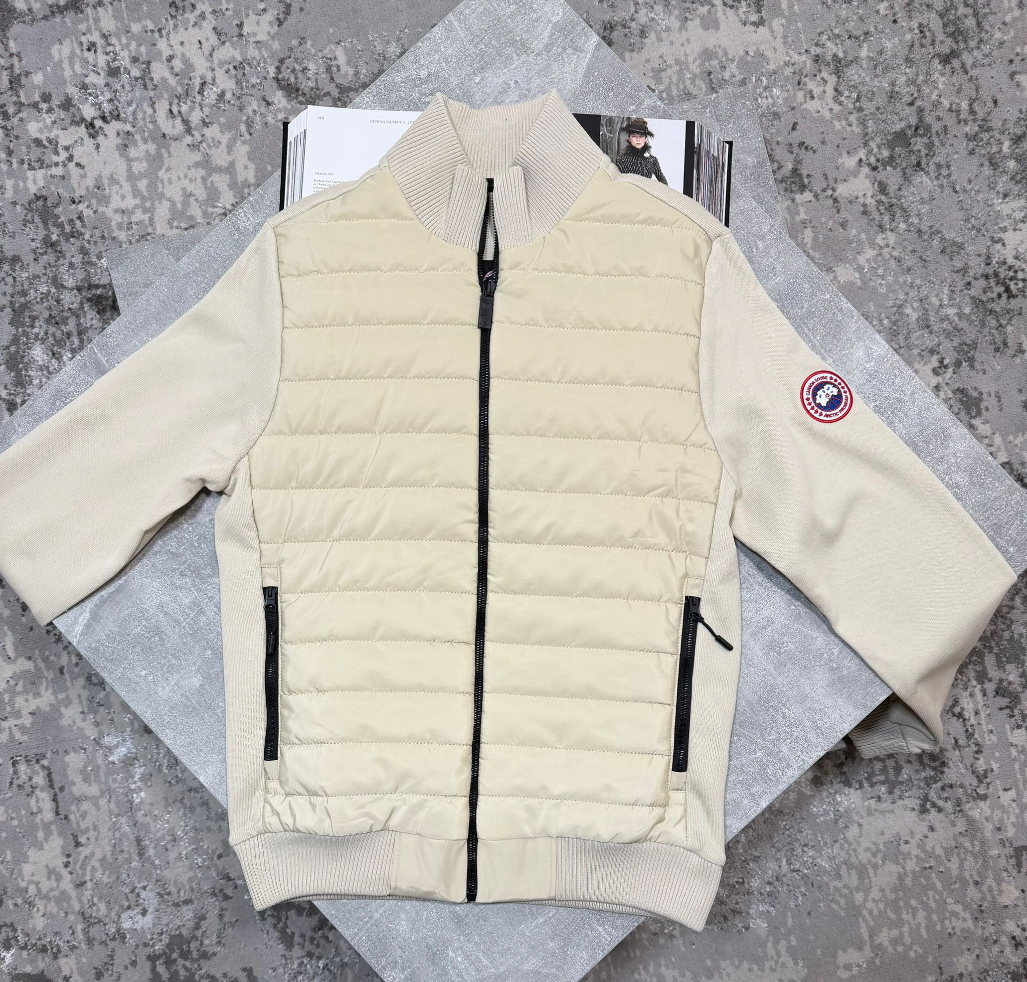 Goose Hybrid Jacket Beige image 0