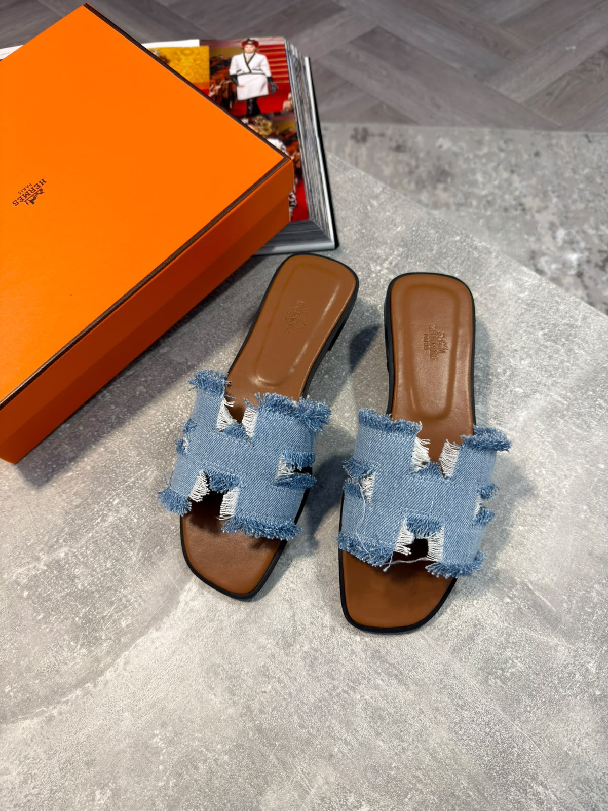 HM sliders womens image 4
