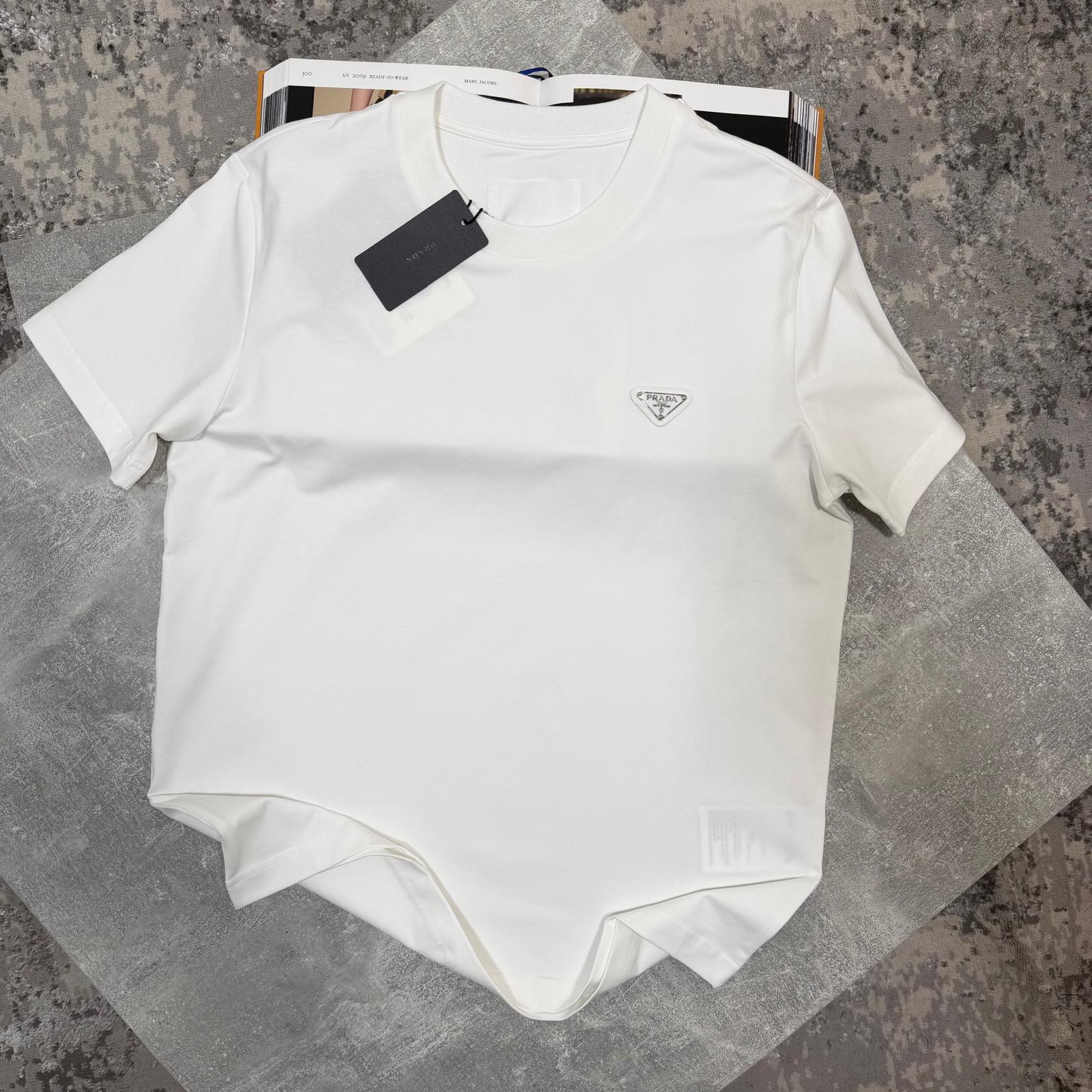 Rada Tshirt White image 0