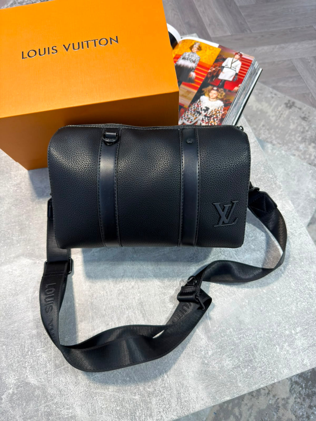 Lv Mens bag image 2