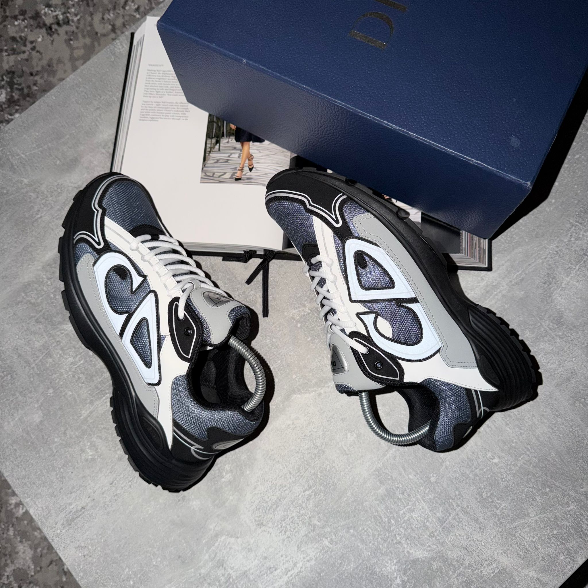 B30 Grey n Black image 1